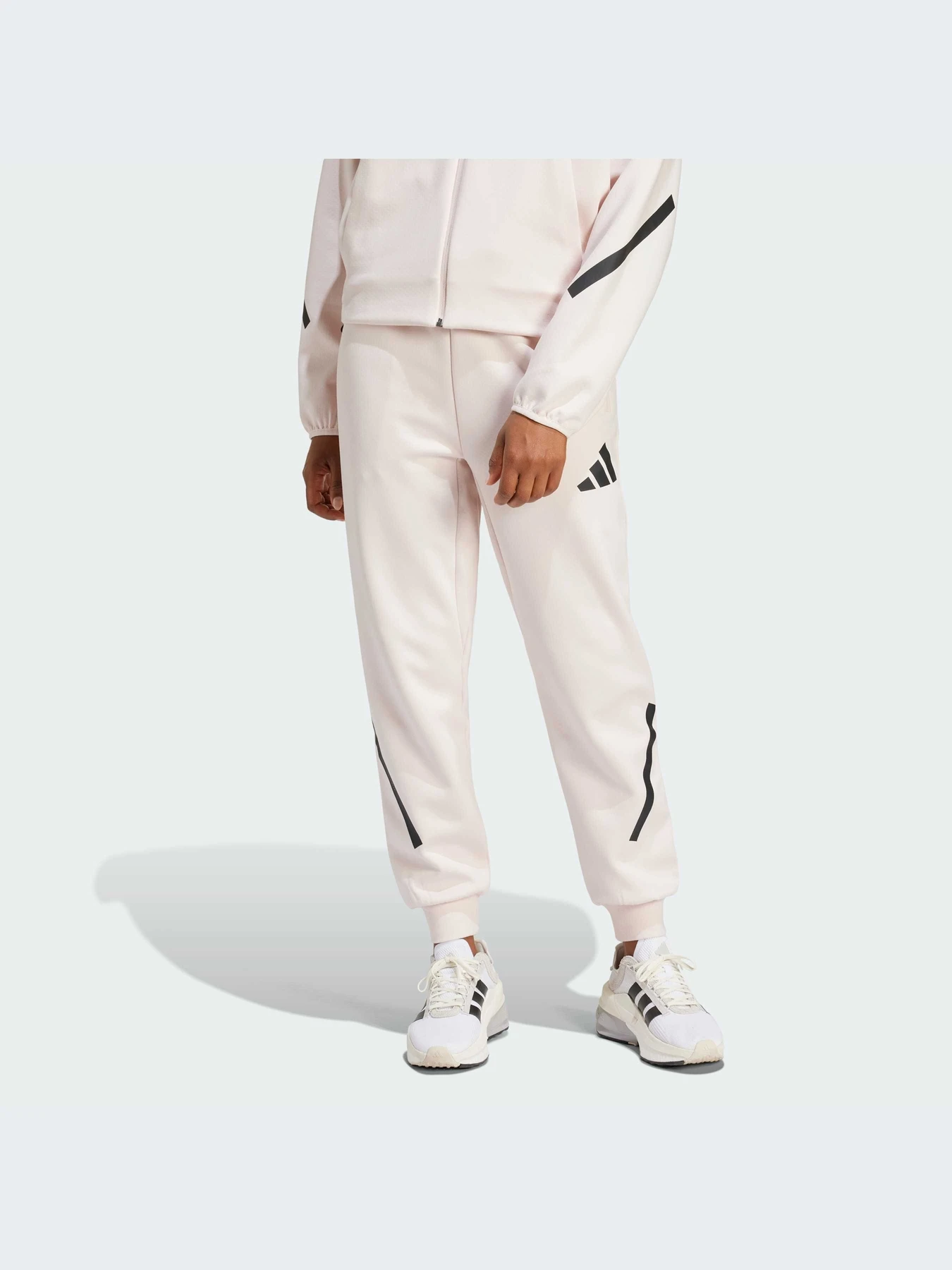 Брюки Adidas ZNE модель JF4788-KZ Брюки Adidas ZNE модель JF4788-KZ Фото