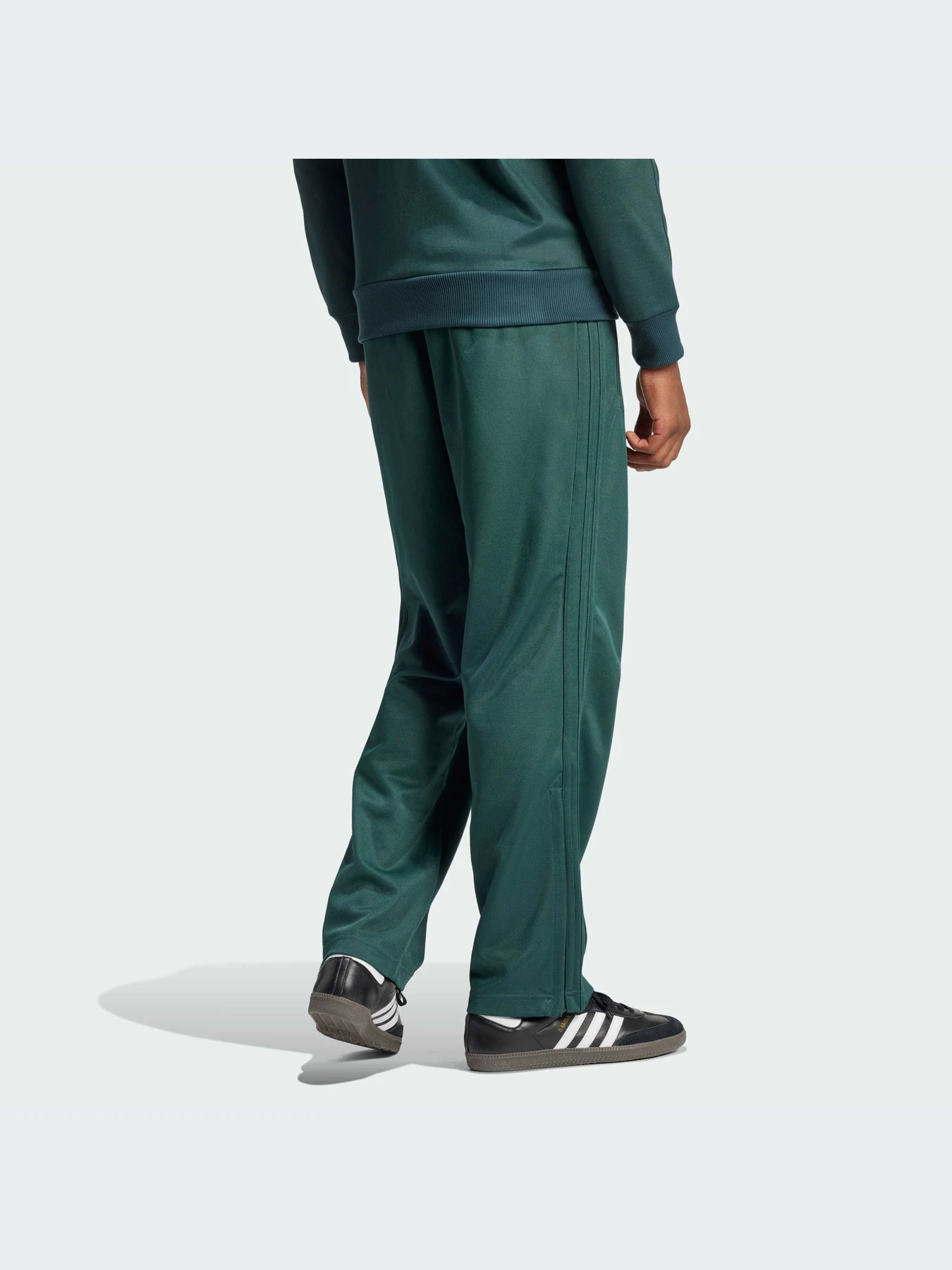 Брюки Adidas модель IW3251-KZ Брюки Adidas модель IW3251-KZ Фото