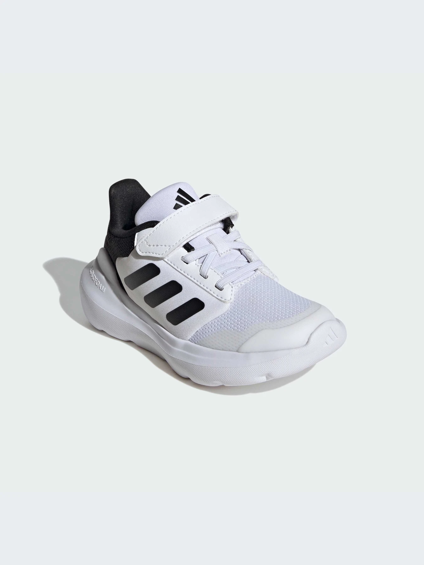 Кроссовки Adidas модель IE5982-KZ Кроссовки Adidas модель IE5982-KZ Фото