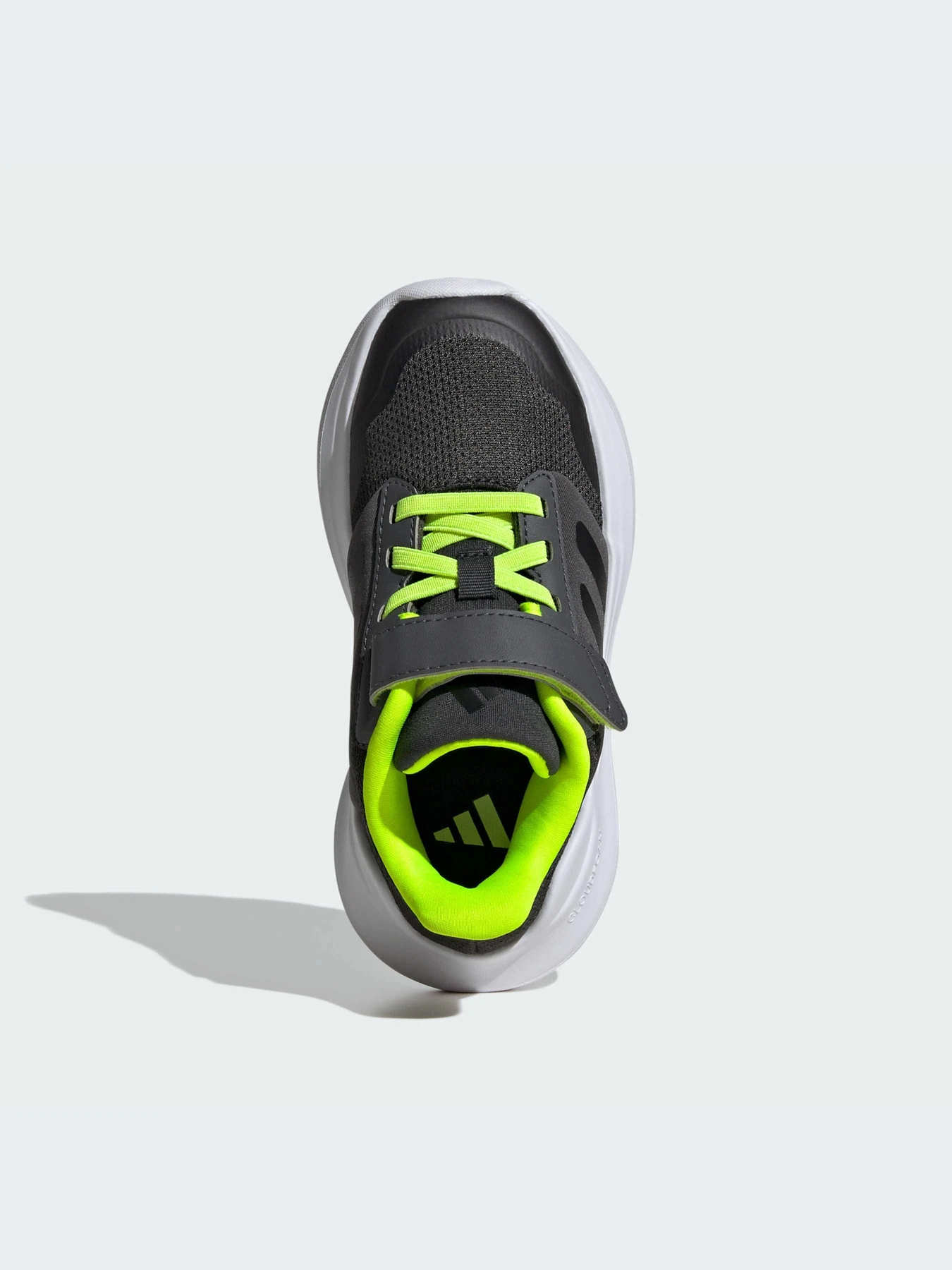 Кроссовки Adidas модель IE5987-KZ Кроссовки Adidas модель IE5987-KZ Фото