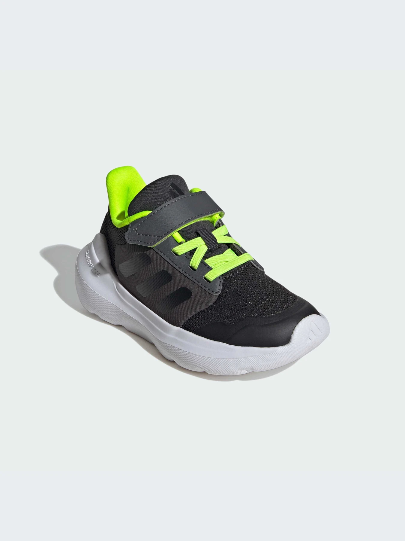 Кроссовки Adidas модель IE5987-KZ Кроссовки Adidas модель IE5987-KZ Фото
