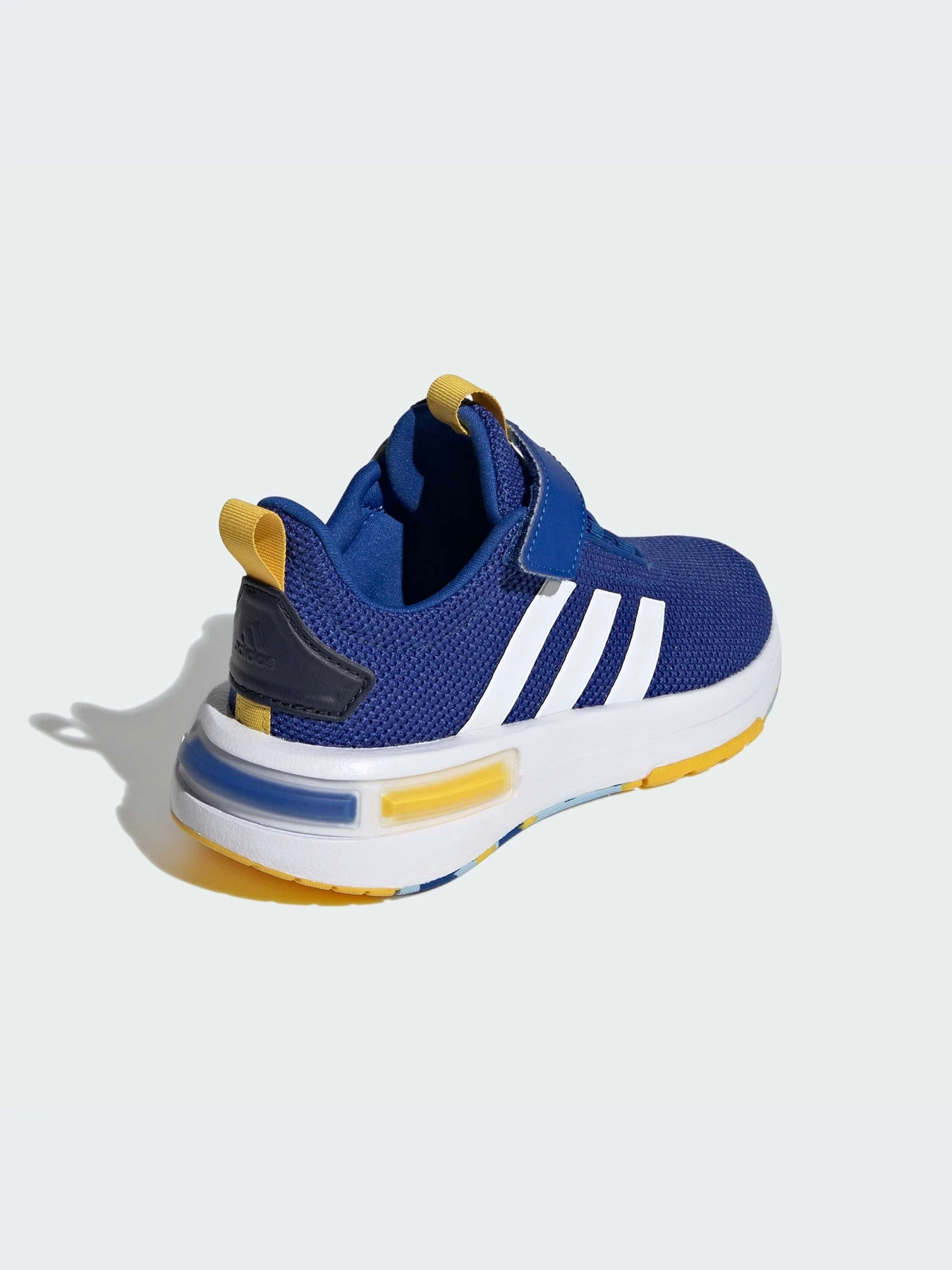 Кроссовки Adidas Racer модель IE6423-KZ Кроссовки Adidas Racer модель IE6423-KZ Фото