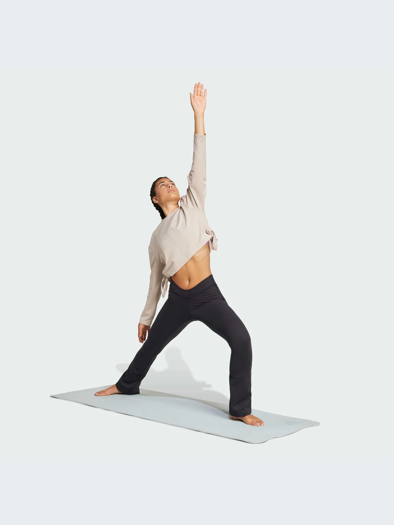 Худи и свитшоты Adidas модель IX0473-KZ Худи и свитшоты Adidas модель IX0473-KZ Фото
