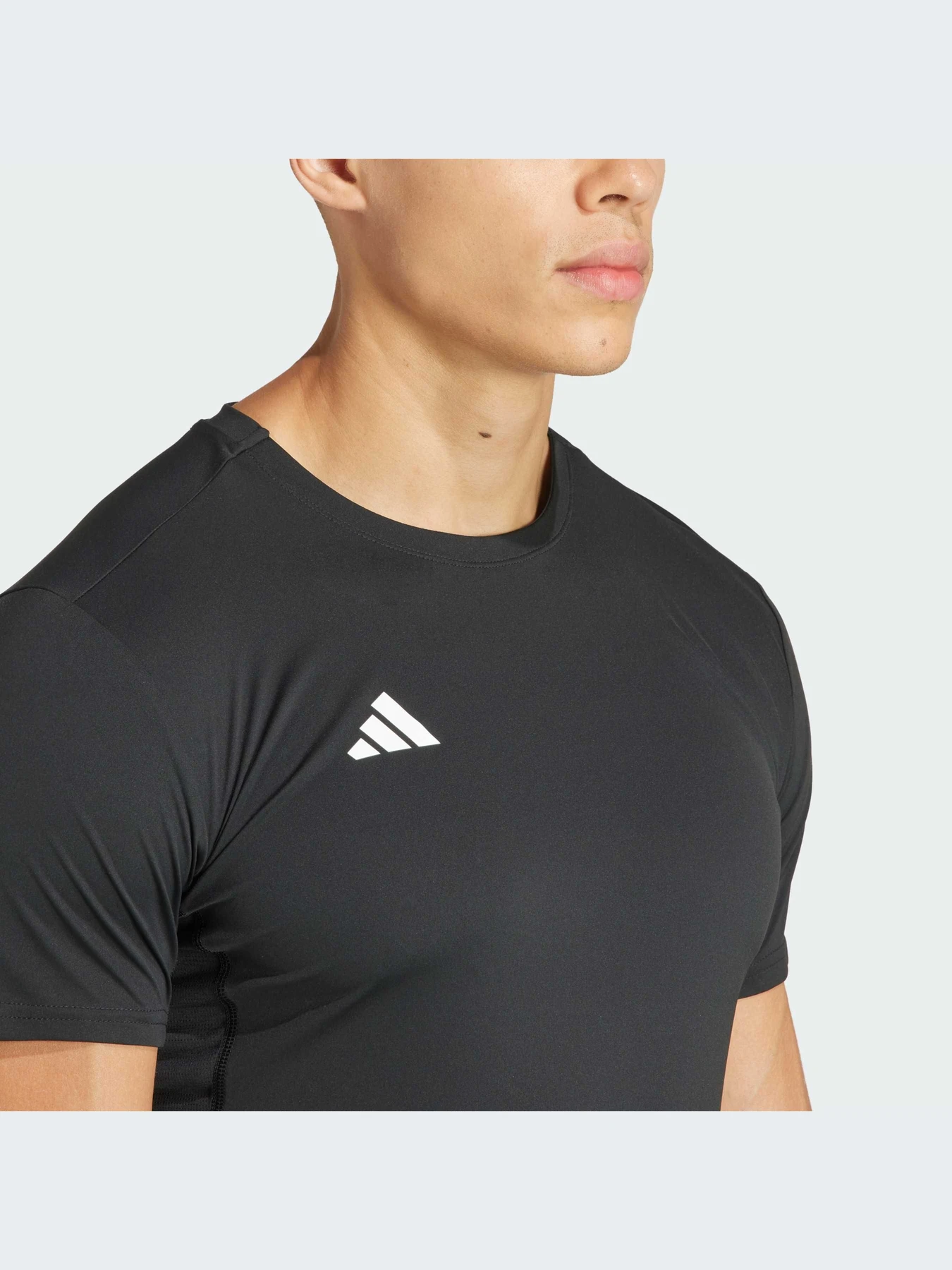 Футболки и поло Adidas модель IN1156-KZ Футболки и поло Adidas модель IN1156-KZ Фото
