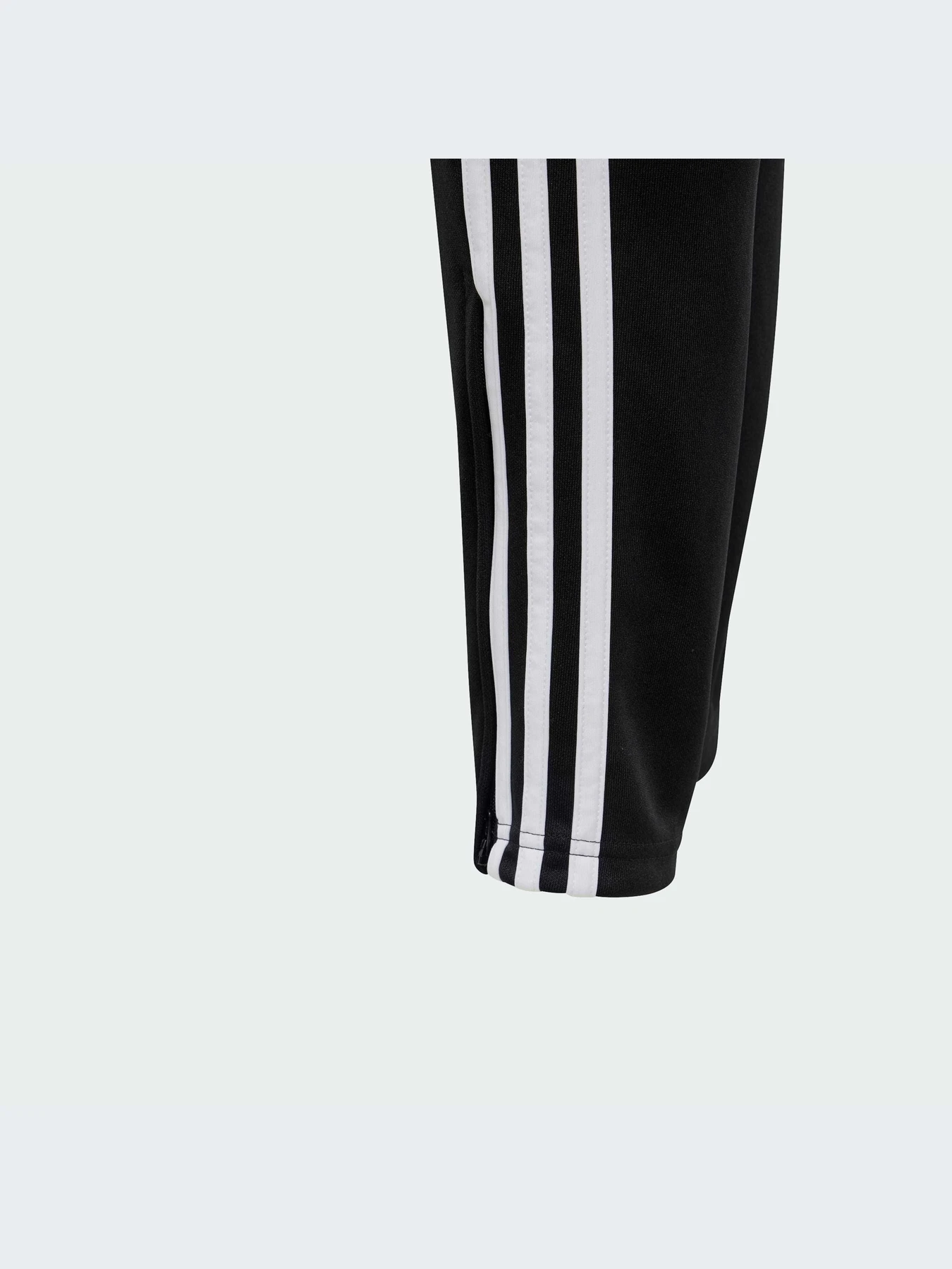 Брюки Adidas Tiro модель IJ7661-KZ Брюки Adidas Tiro модель IJ7661-KZ Фото