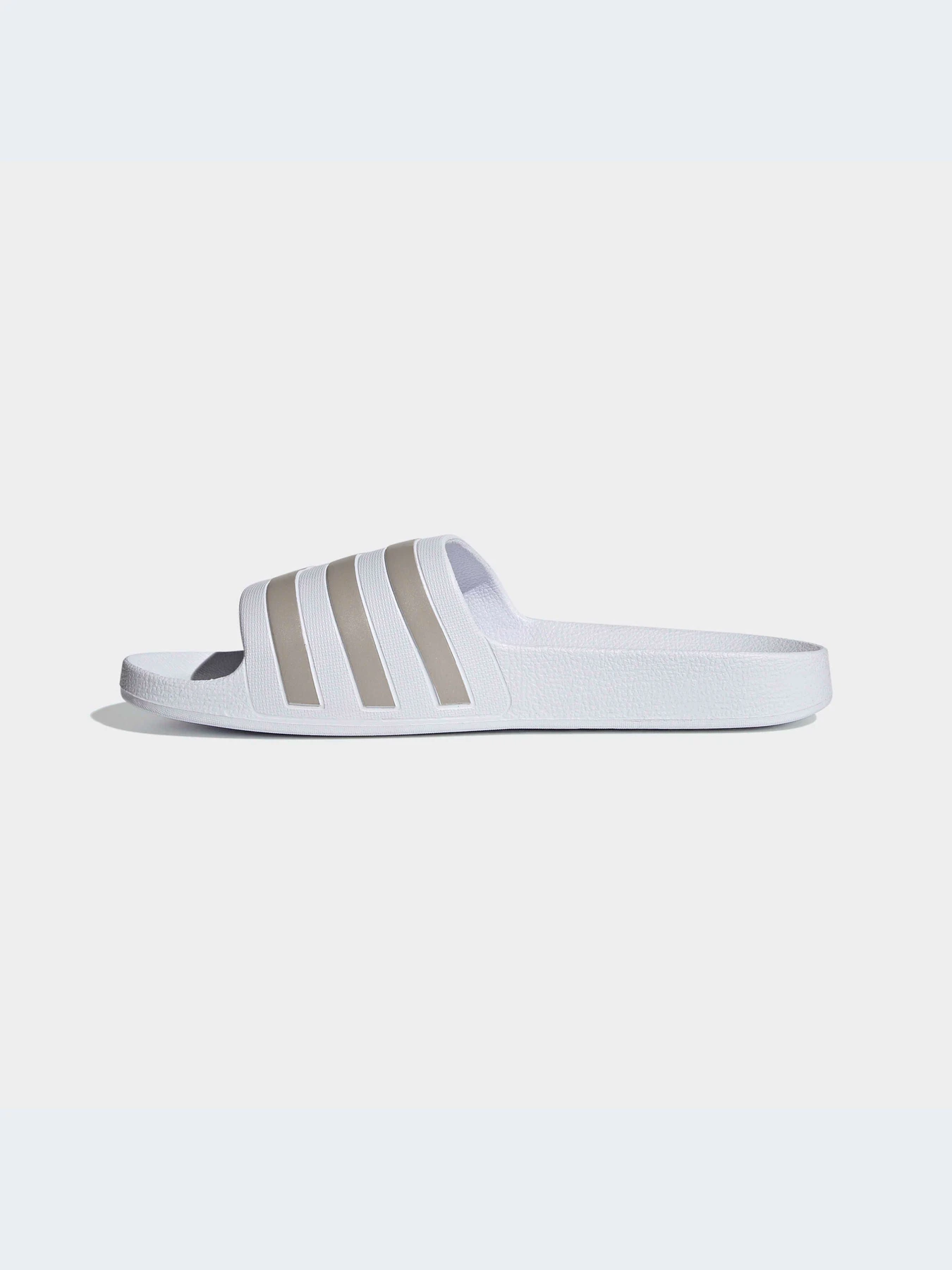 Шлёпанцы Adidas модель EF1730-KZ Шлёпанцы Adidas модель EF1730-KZ Фото