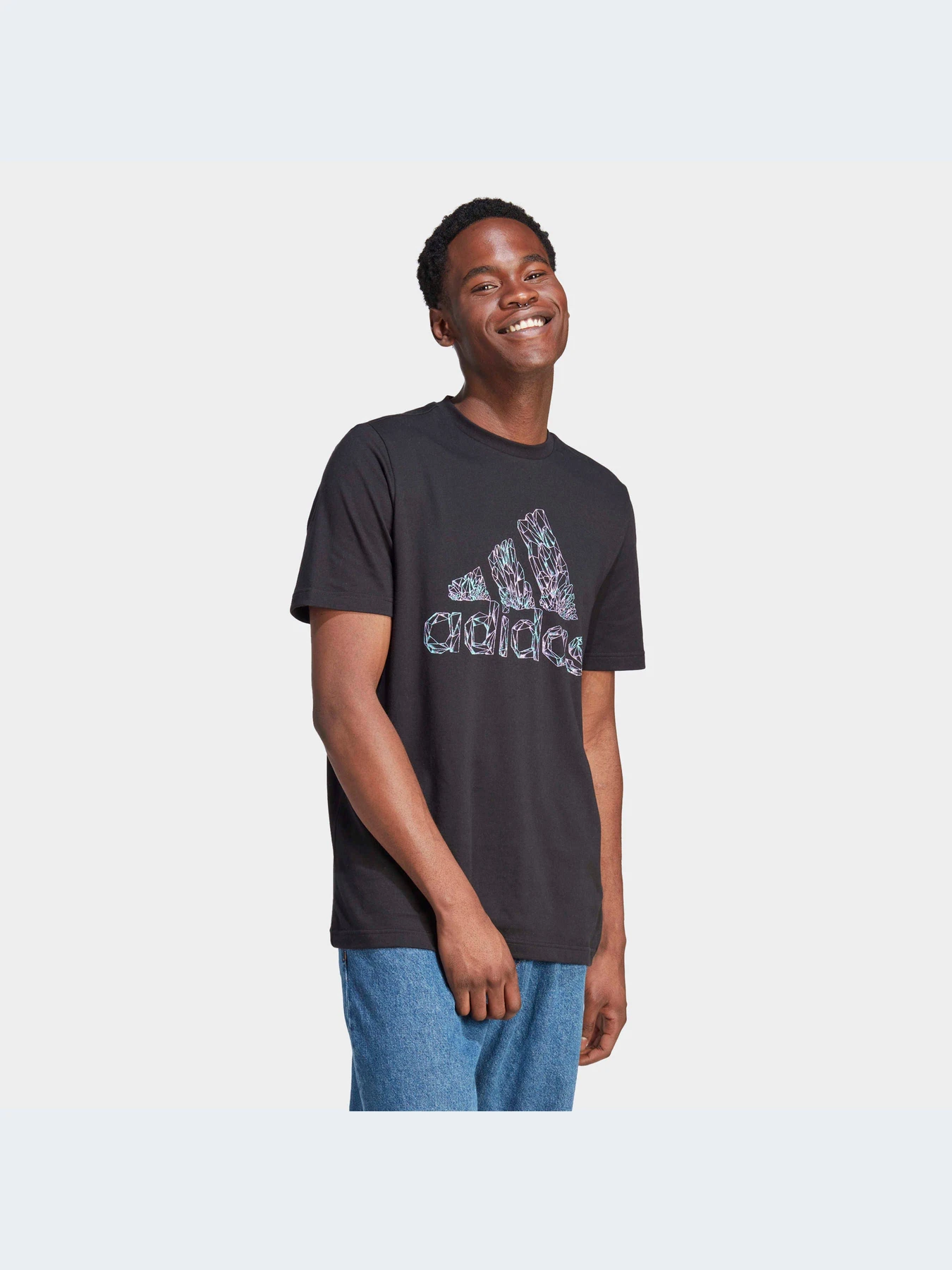 Футболки и поло Adidas Graphics модель HY1326-KZ Футболки и поло Adidas Graphics модель HY1326-KZ Фото