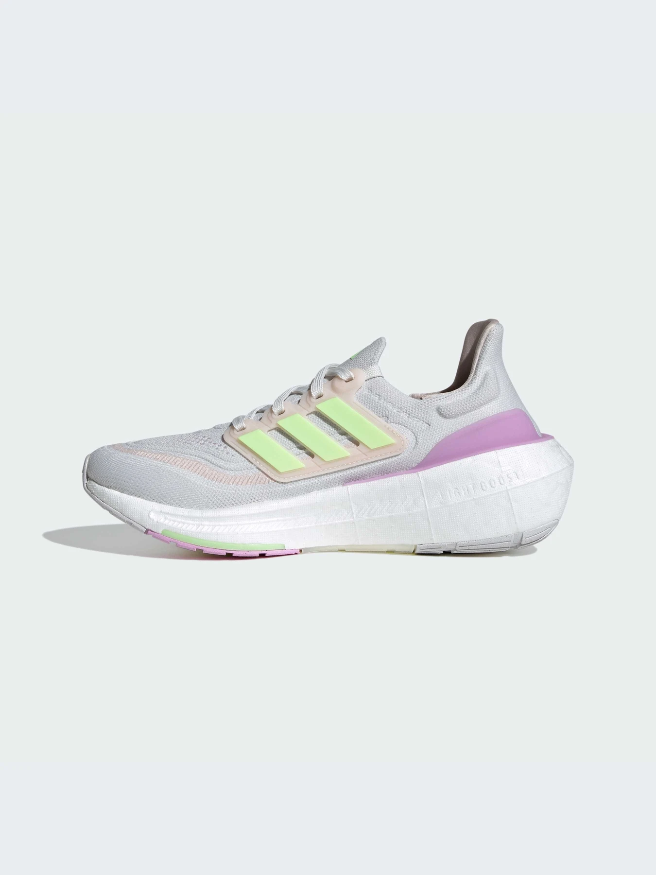Кроссовки Adidas Ultraboost модель IE3337-KZ Кроссовки Adidas Ultraboost модель IE3337-KZ Фото