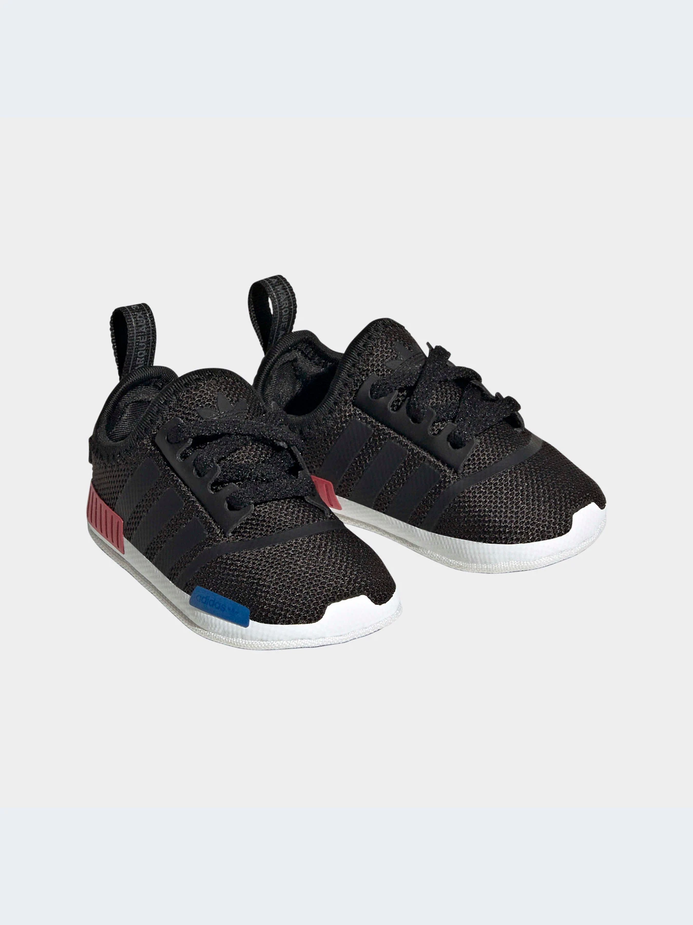 Кроссовки Adidas NMD модель HQ6116-KZ Кроссовки Adidas NMD модель HQ6116-KZ Фото