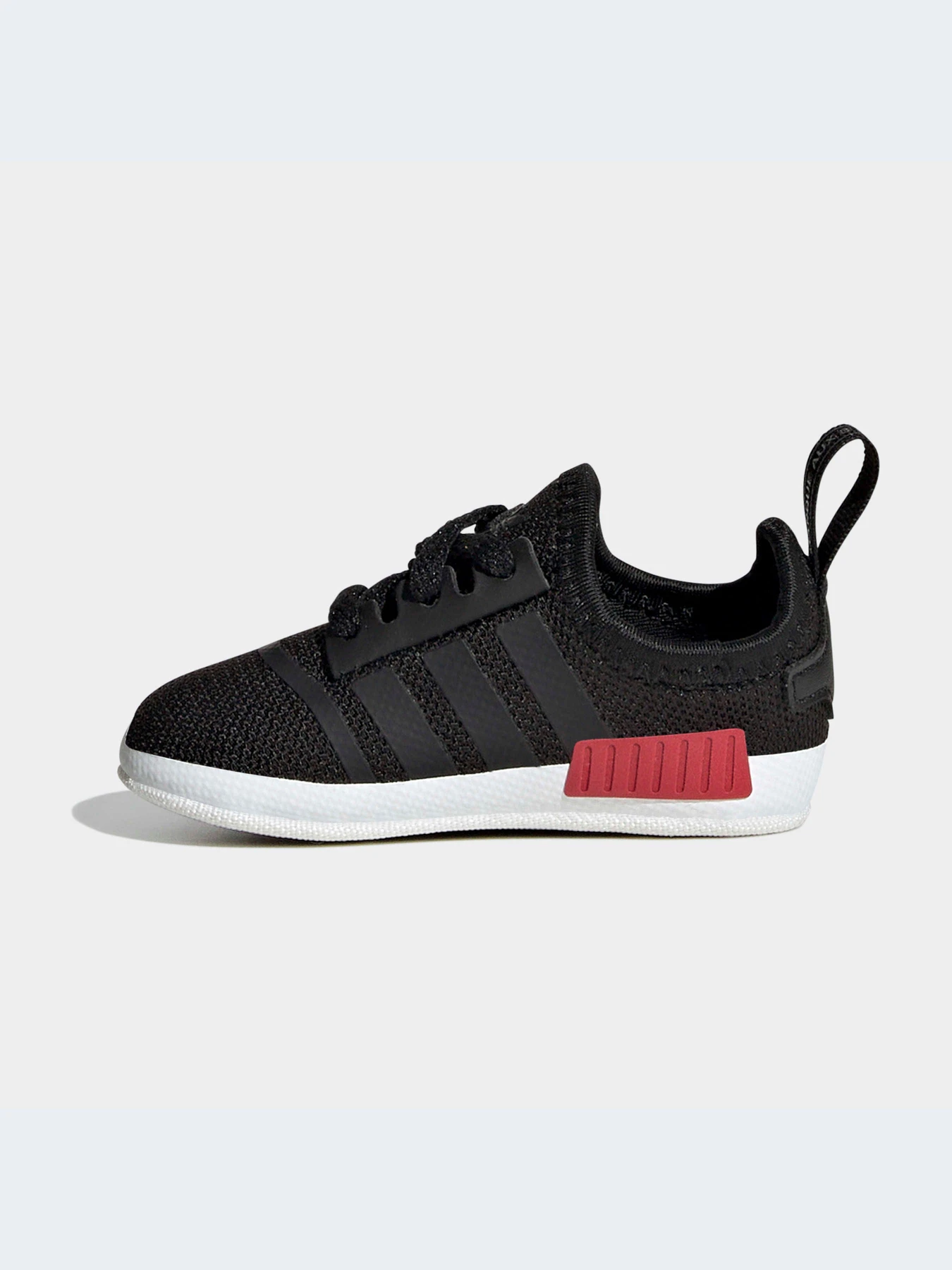 Кроссовки Adidas NMD модель HQ6116-KZ Кроссовки Adidas NMD модель HQ6116-KZ Фото