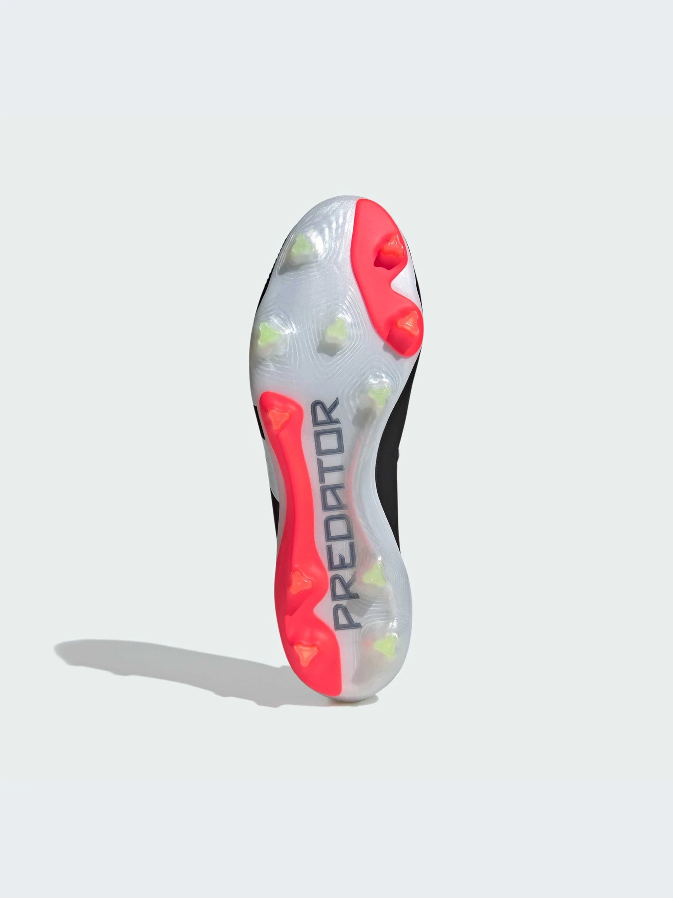 Кроссовки Adidas Predator модель IE1805-KZ Кроссовки Adidas Predator модель IE1805-KZ Фото