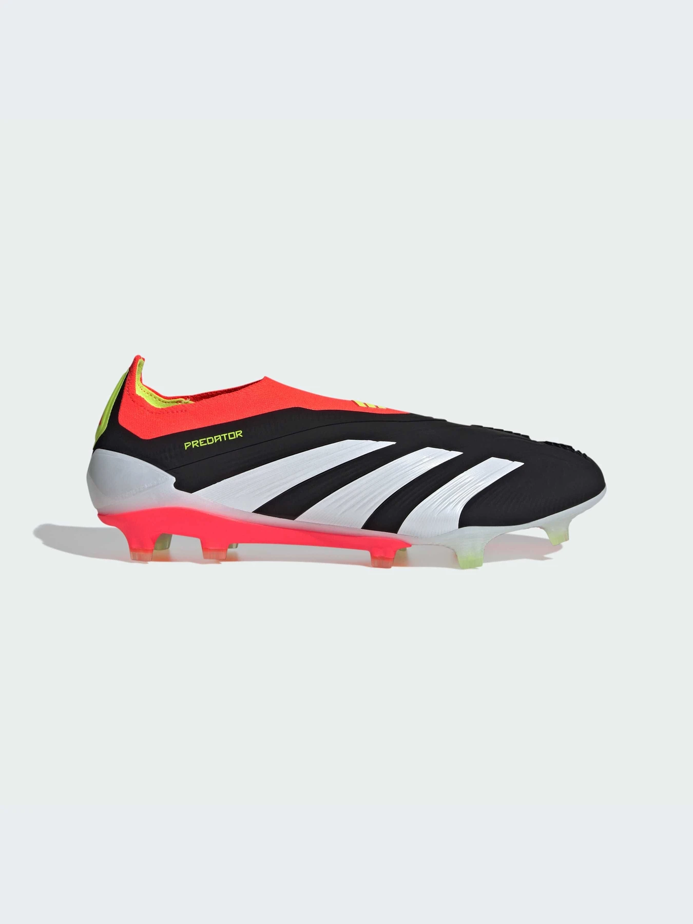Кроссовки Adidas Predator модель IE1805-KZ Кроссовки Adidas Predator модель IE1805-KZ Фото