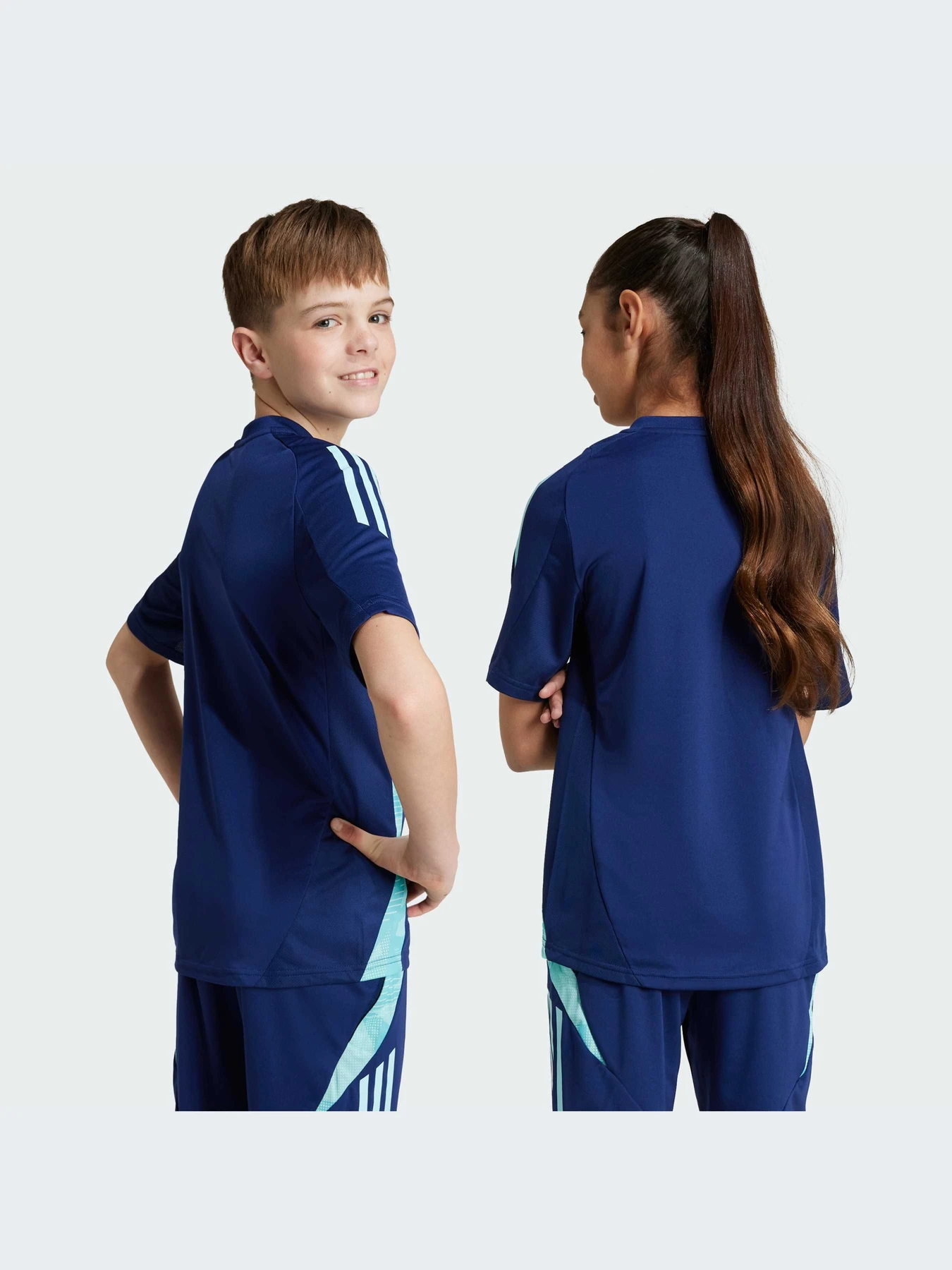 Футболки и поло Adidas модель IT2203-KZ Футболки и поло Adidas модель IT2203-KZ Фото
