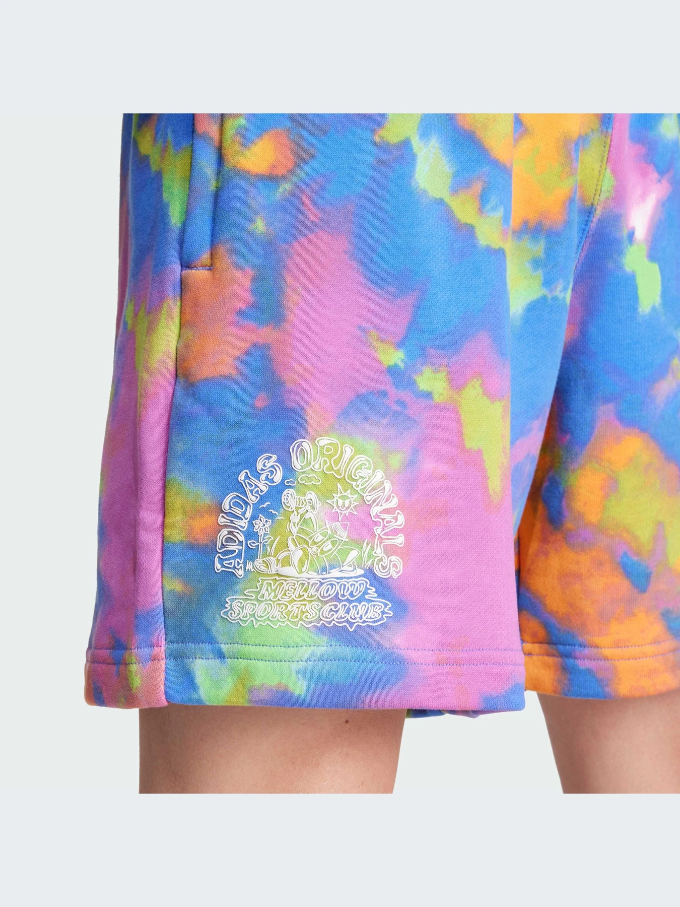Шорты Adidas Graphics модель IX6693-KZ Шорты Adidas Graphics модель IX6693-KZ Фото