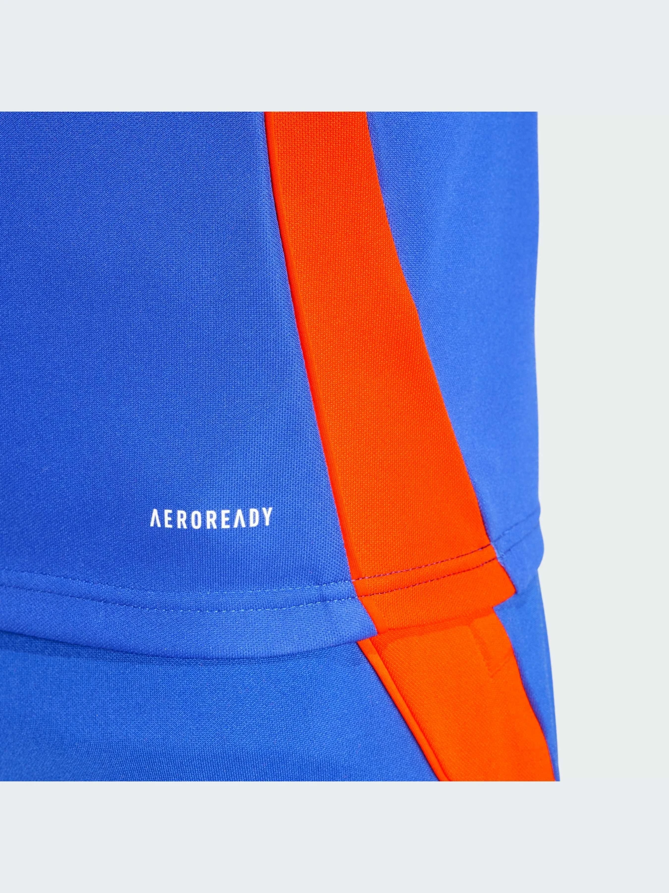 Худи и свитшоты Adidas Tiro модель JE1993-KZ Худи и свитшоты Adidas Tiro модель JE1993-KZ Фото