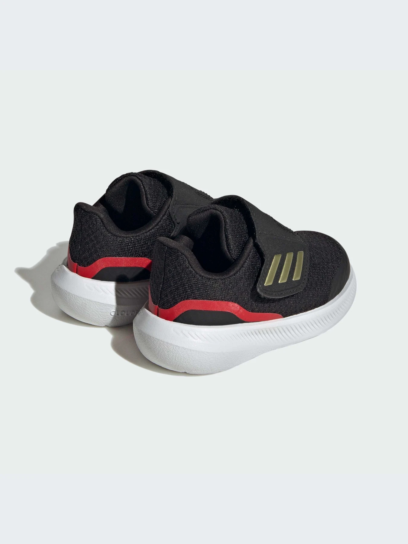 Кроссовки Adidas модель IG5390-KZ Кроссовки Adidas модель IG5390-KZ Фото