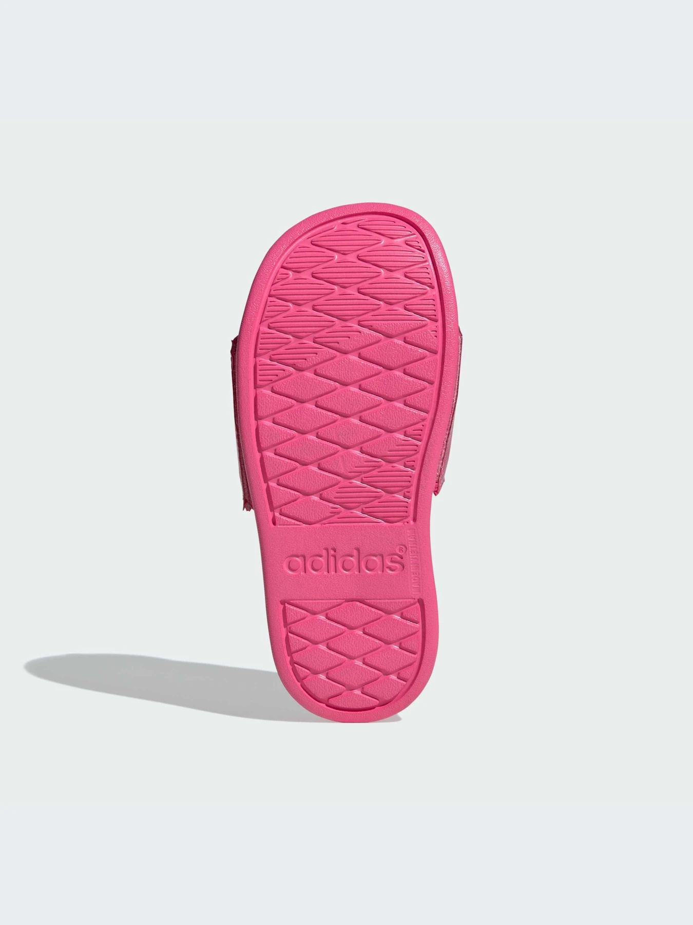 Шлёпанцы Adidas Adilette модель IF6120-KZ Шлёпанцы Adidas Adilette модель IF6120-KZ Фото