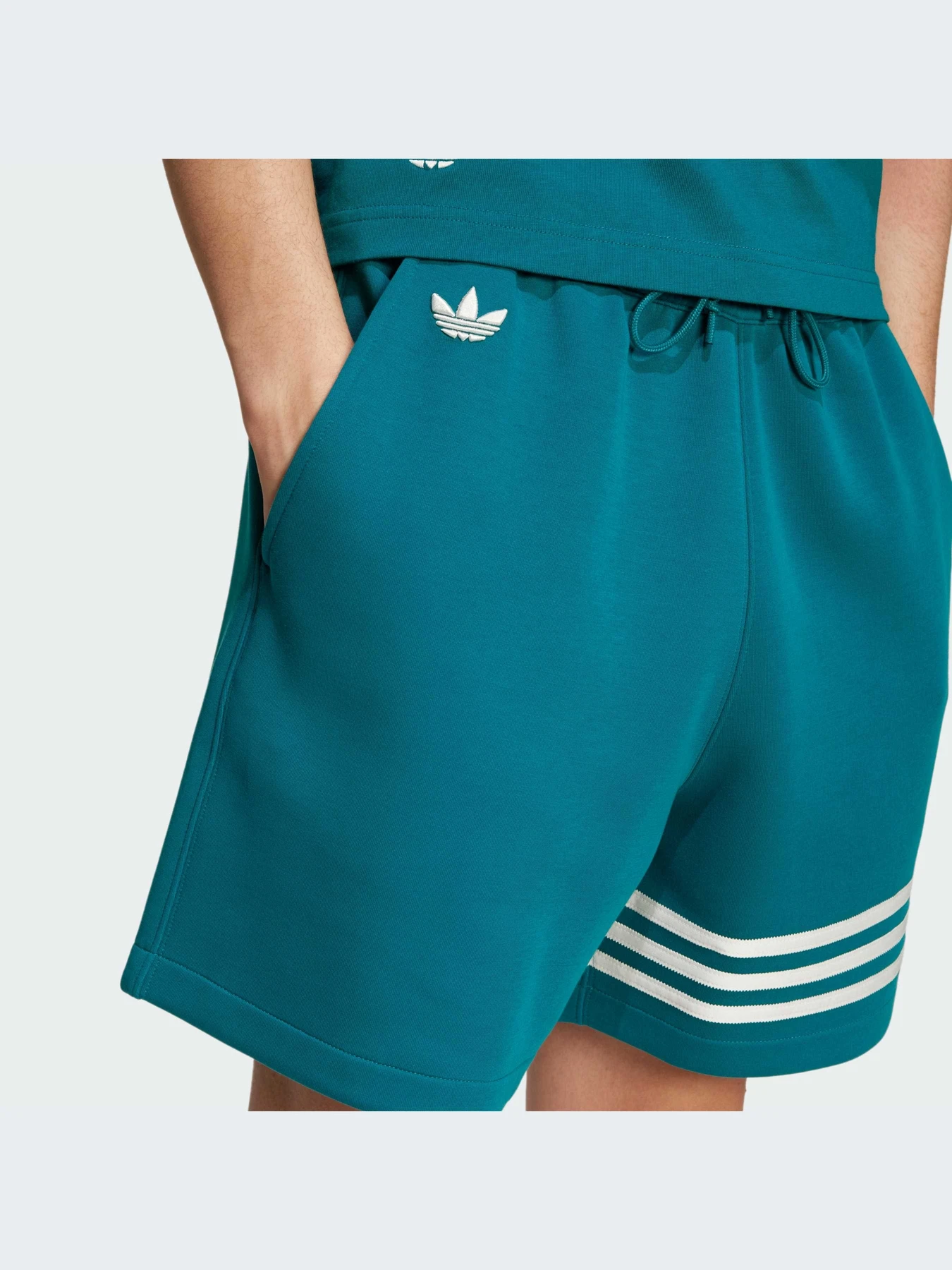 Шорты Adidas Adicolor модель JF9150-KZ Шорты Adidas Adicolor модель JF9150-KZ Фото