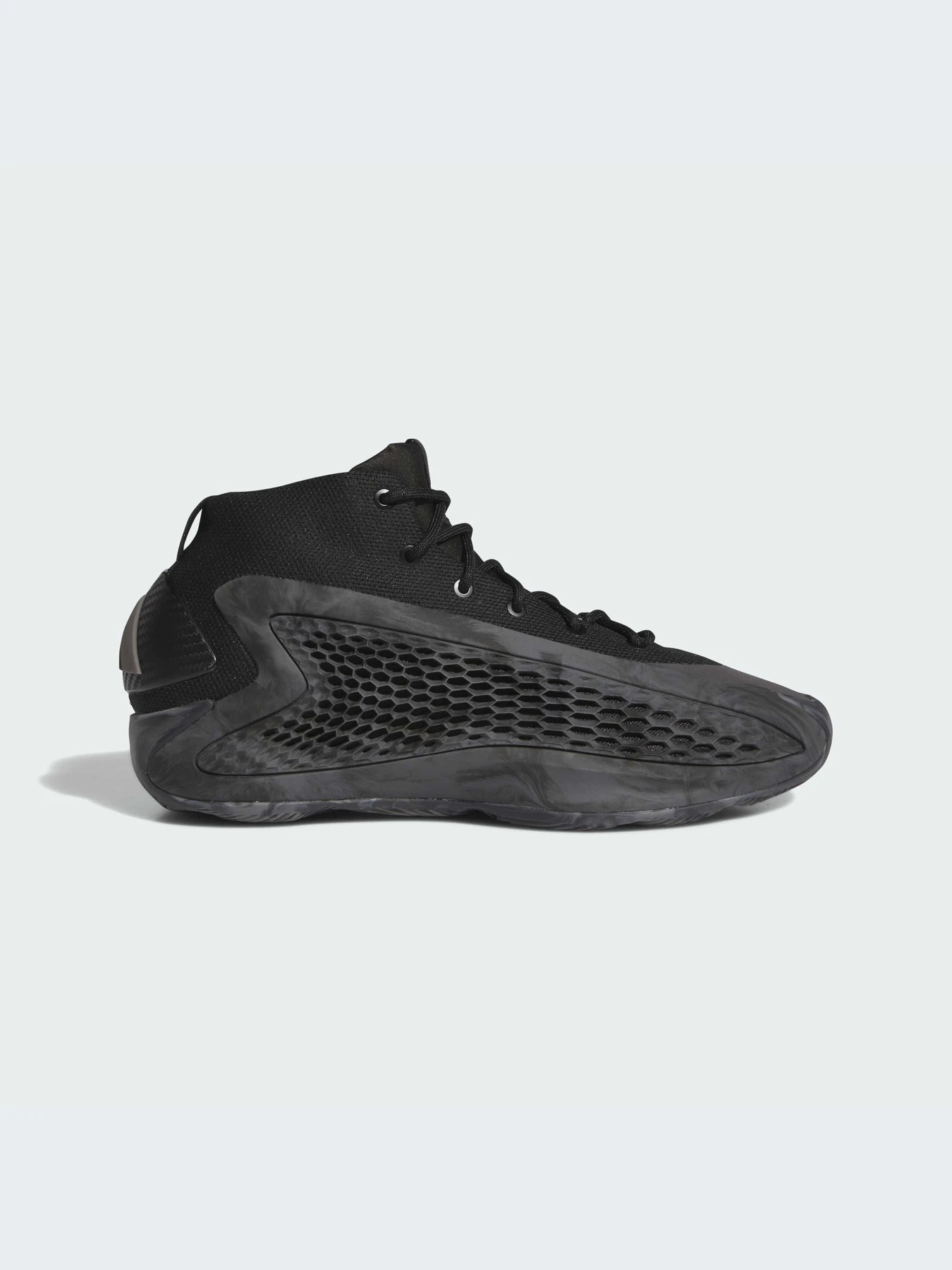 Кроссовки Adidas модель IG6668-KZ Кроссовки Adidas модель IG6668-KZ Фото