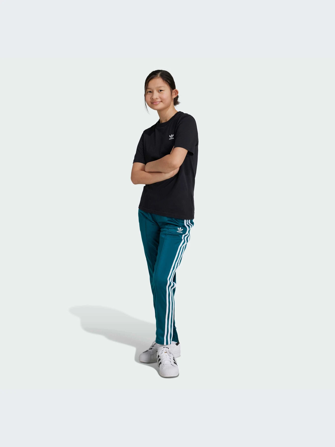 Брюки Adidas Adicolor модель IY9788-KZ Брюки Adidas Adicolor модель IY9788-KZ Фото