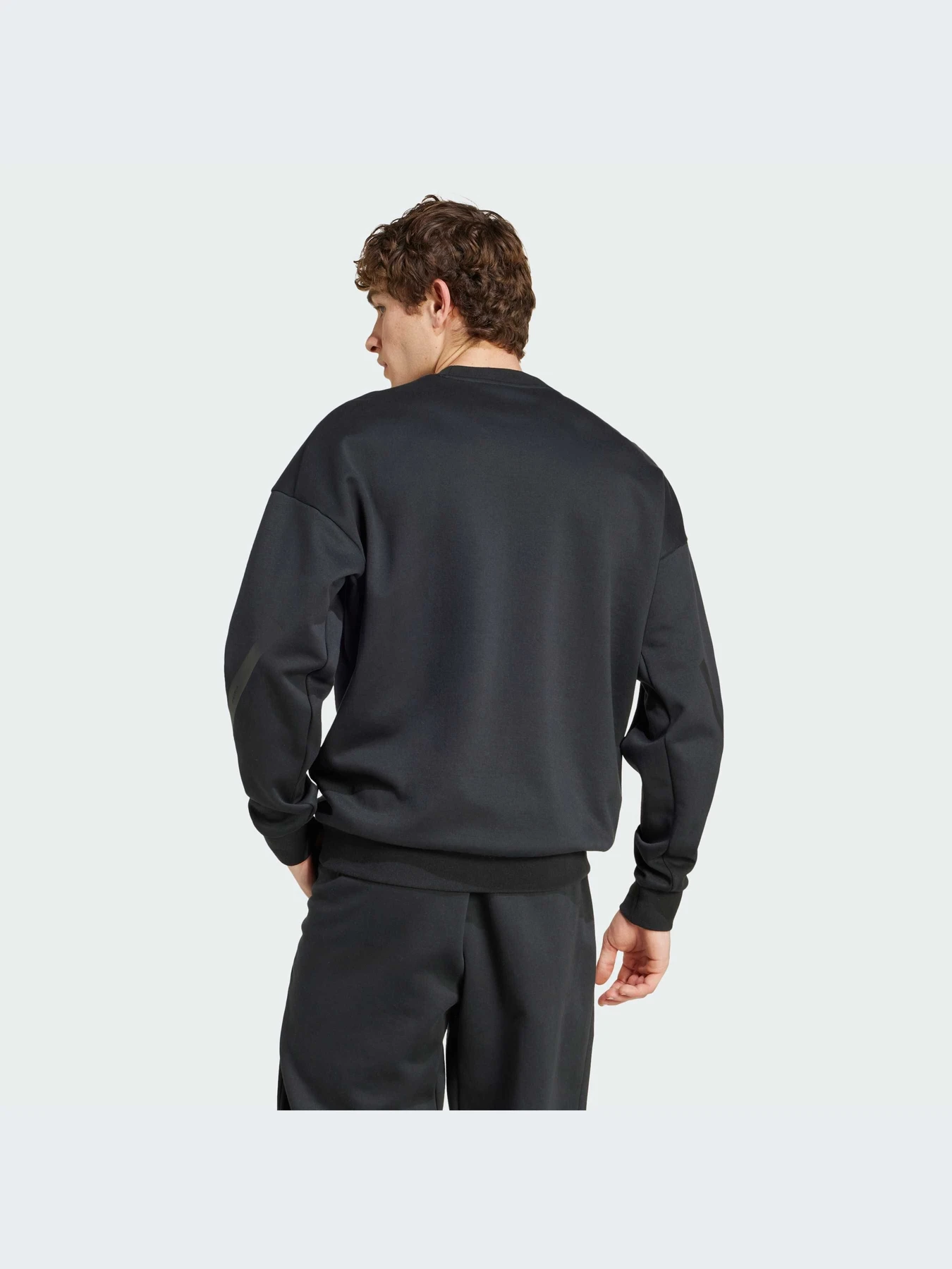 Худи и свитшоты Adidas ZNE модель JE7536-KZ Худи и свитшоты Adidas ZNE модель JE7536-KZ Фото