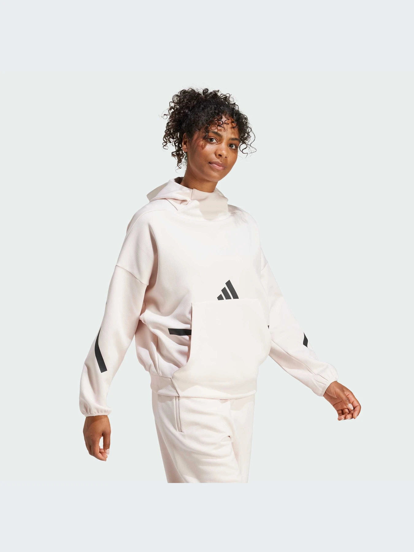 Худи и свитшоты Adidas ZNE модель JF4782-KZ Худи и свитшоты Adidas ZNE модель JF4782-KZ Фото