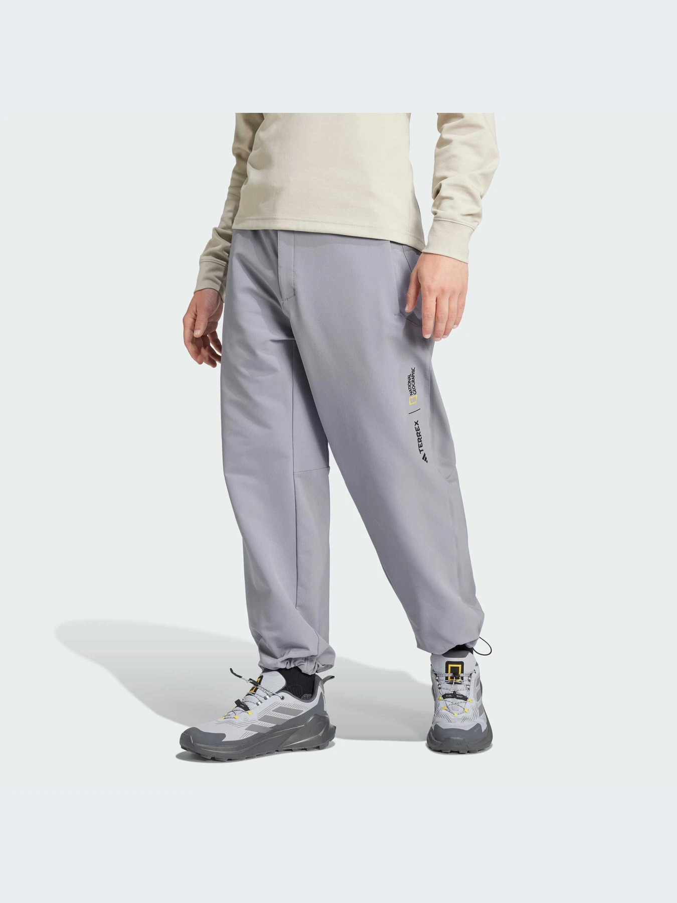 Брюки Adidas модель IX7922-KZ Брюки Adidas модель IX7922-KZ Фото