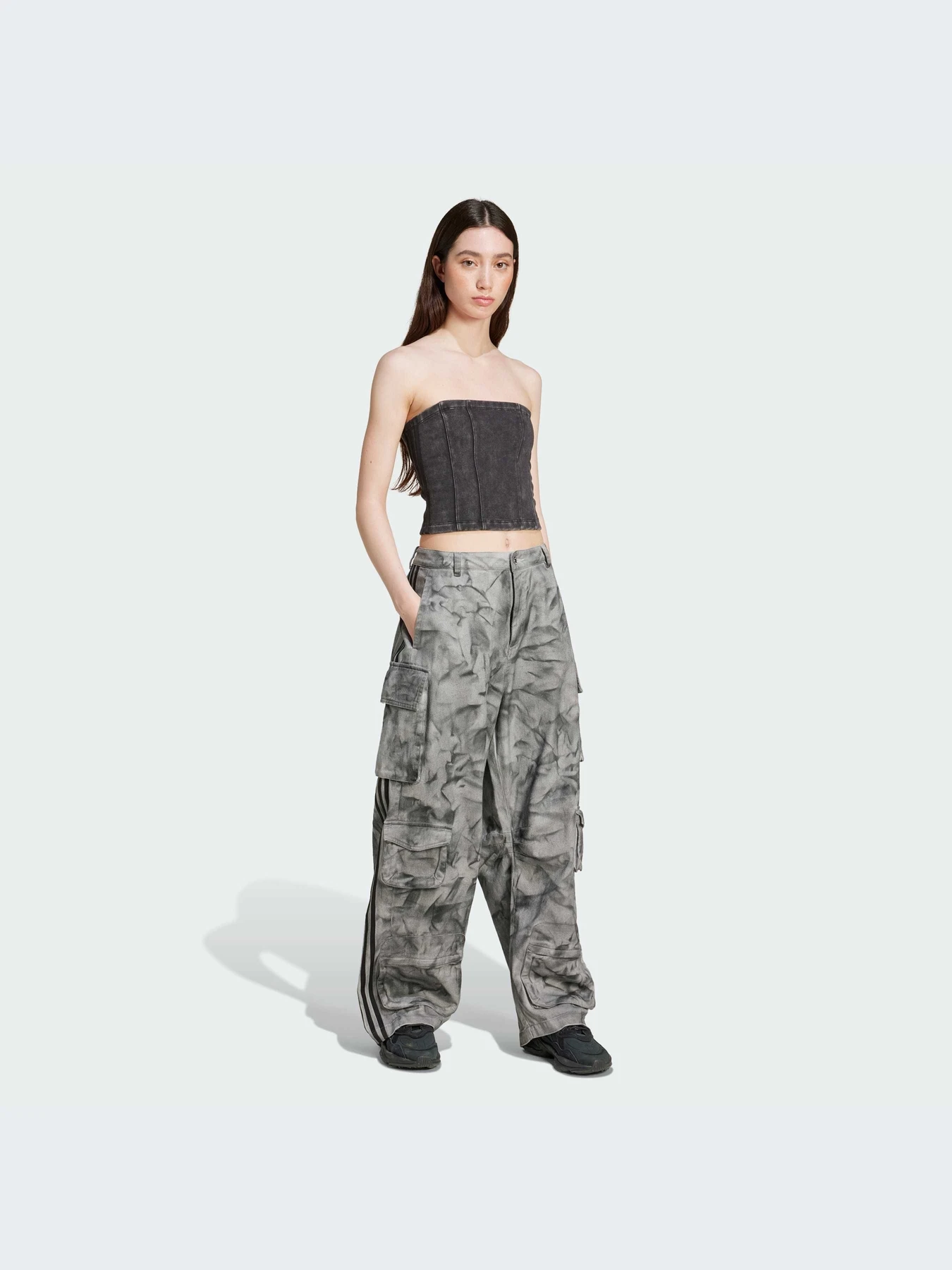 Футболки и поло Adidas модель IW5570-KZ Футболки и поло Adidas модель IW5570-KZ Фото