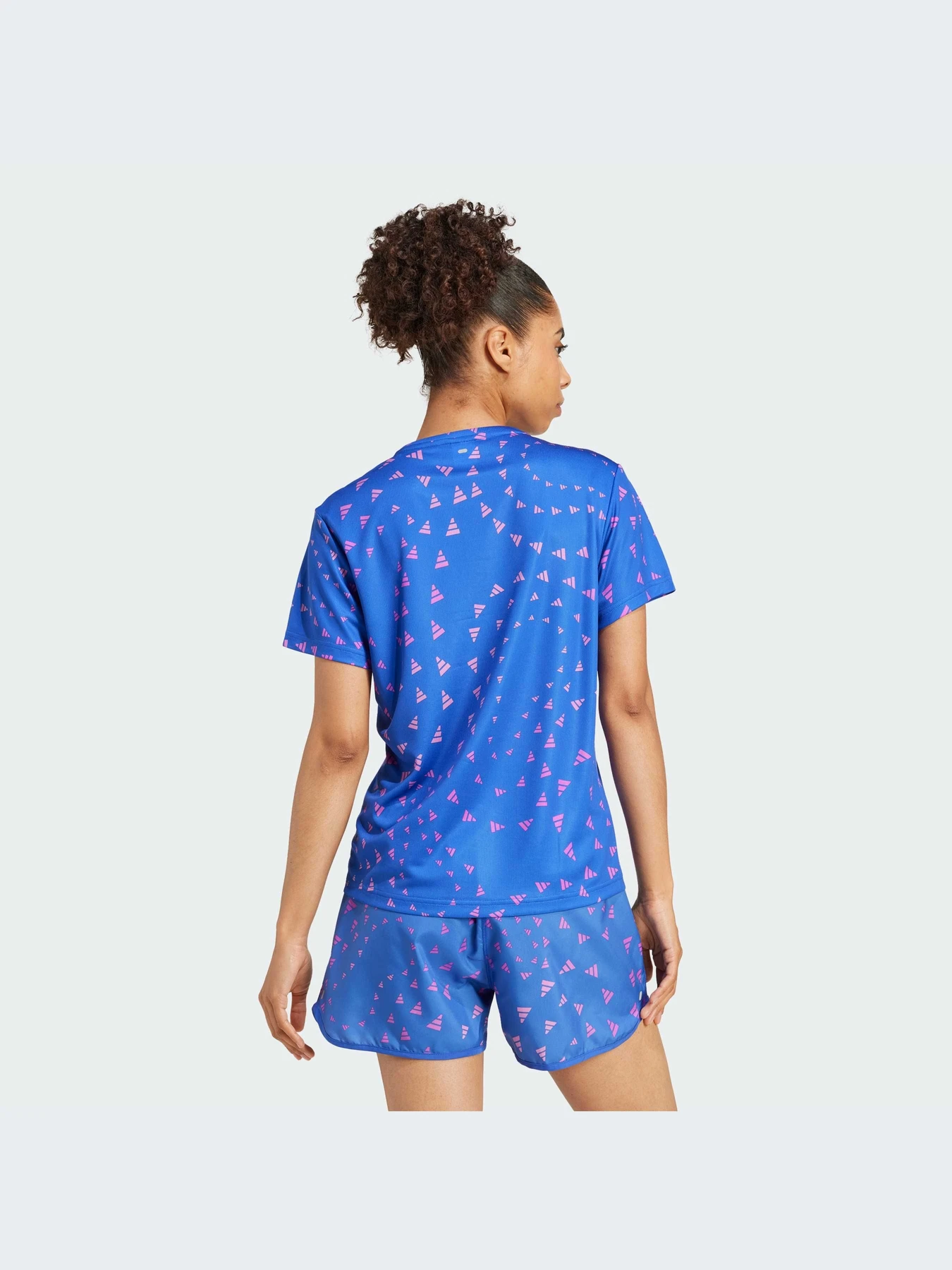 Футболки и поло Adidas модель IY7514-KZ Футболки и поло Adidas модель IY7514-KZ Фото