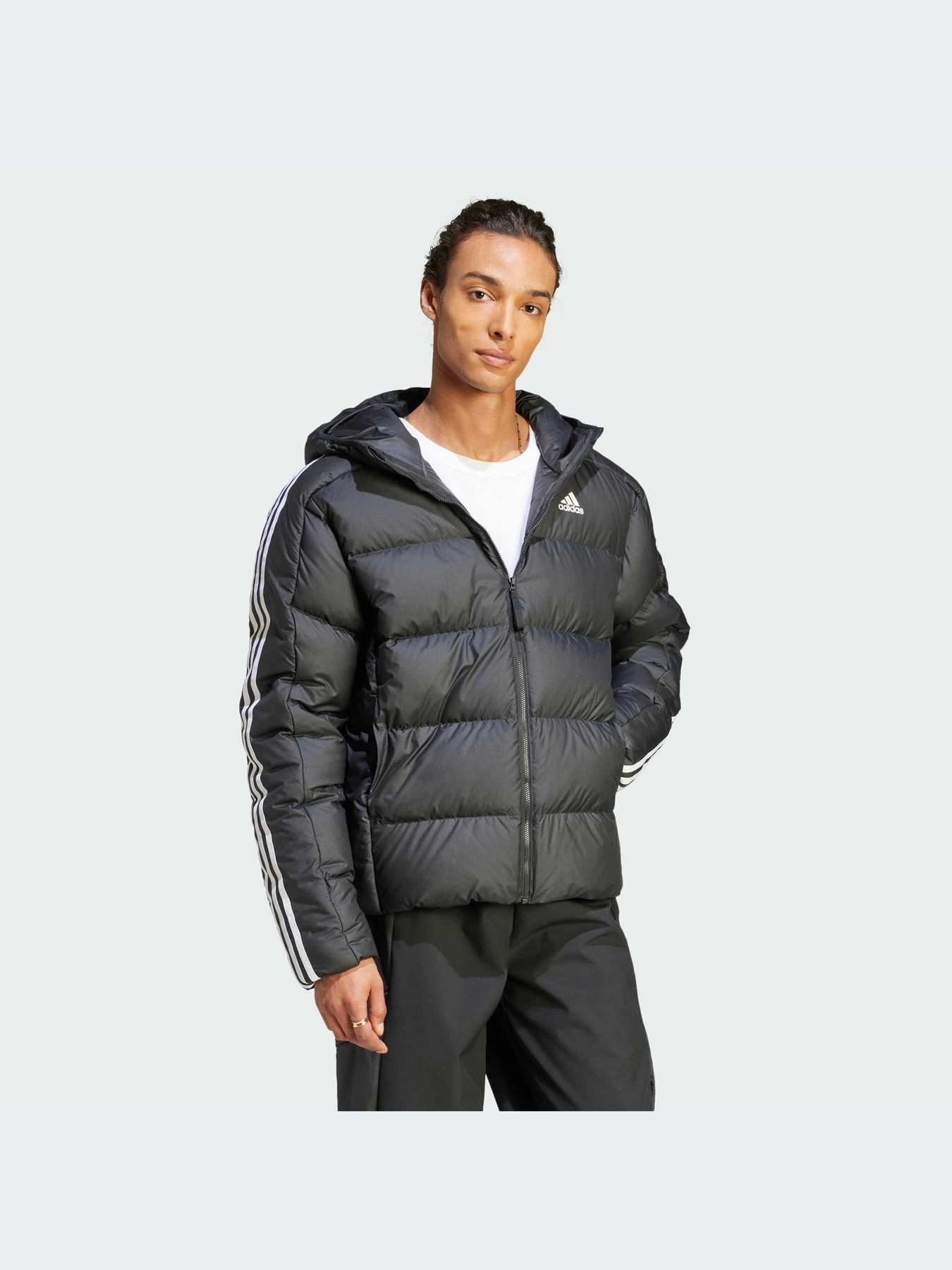 Куртки и дубленки Adidas модель HZ4429-KZ Куртки и дубленки Adidas модель HZ4429-KZ Фото