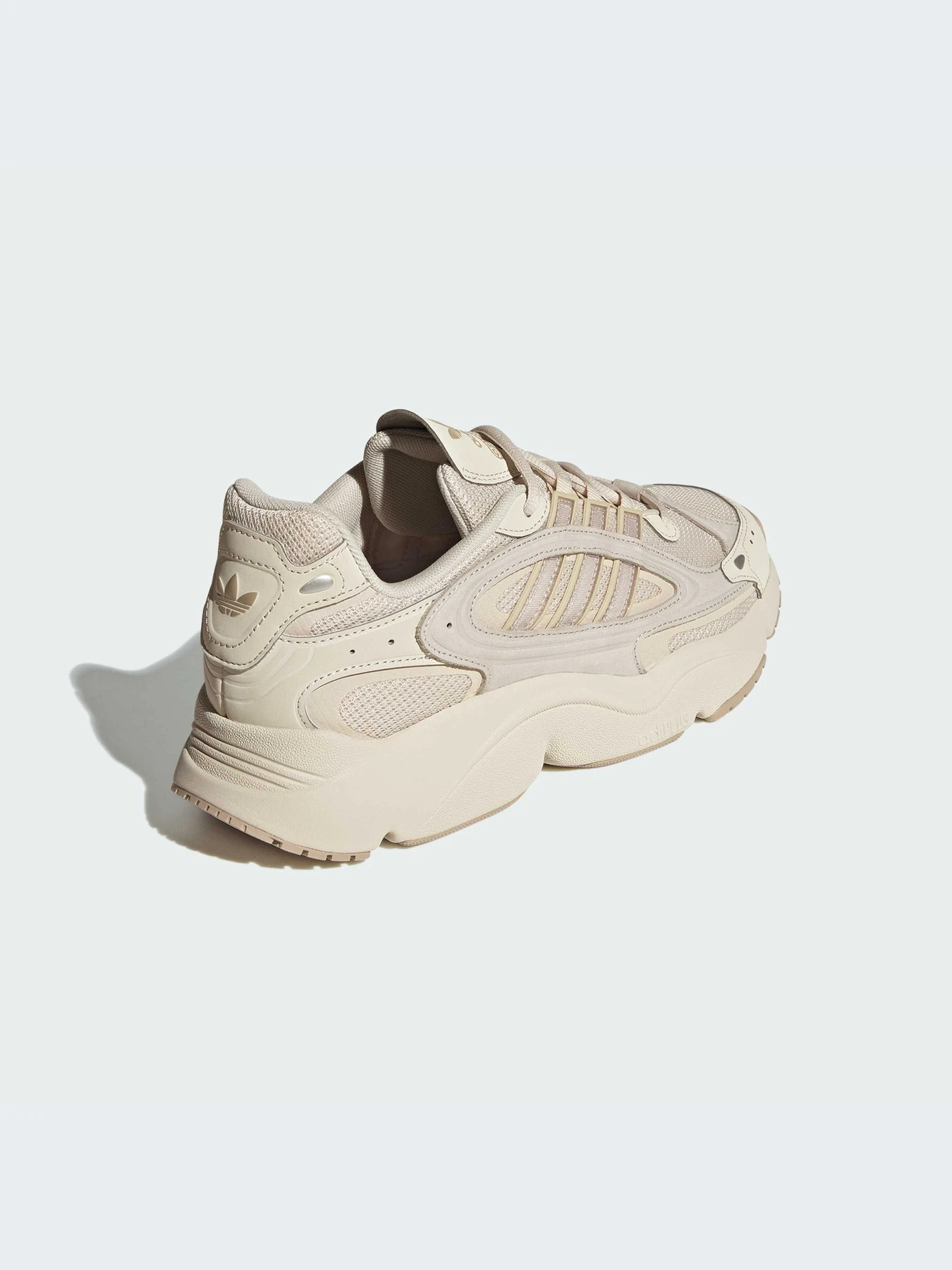 Кроссовки Adidas Ozweego модель IF9597-KZ Кроссовки Adidas Ozweego модель IF9597-KZ Фото