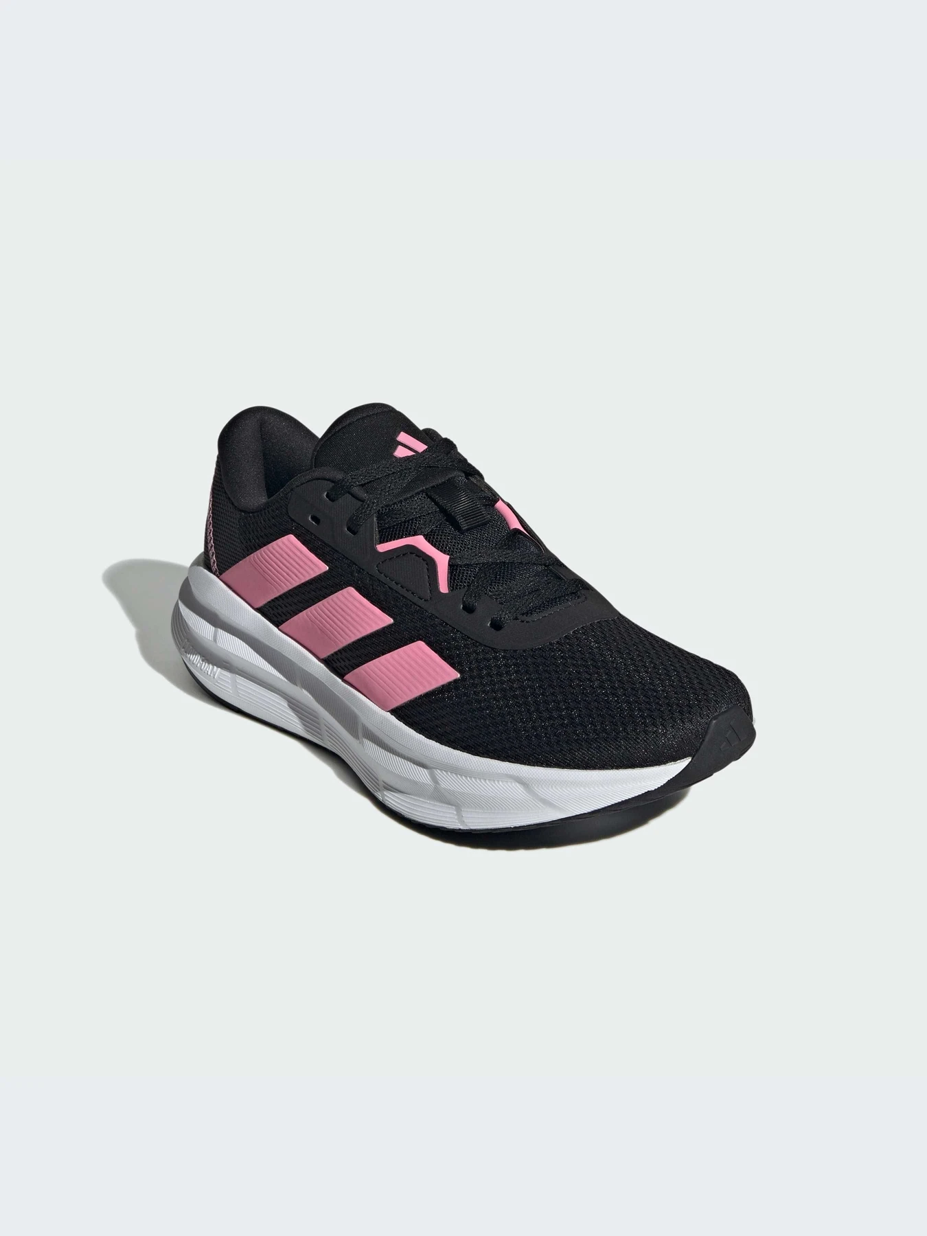 Кроссовки Adidas Galaxy модель ID8763-KZ Кроссовки Adidas Galaxy модель ID8763-KZ Фото