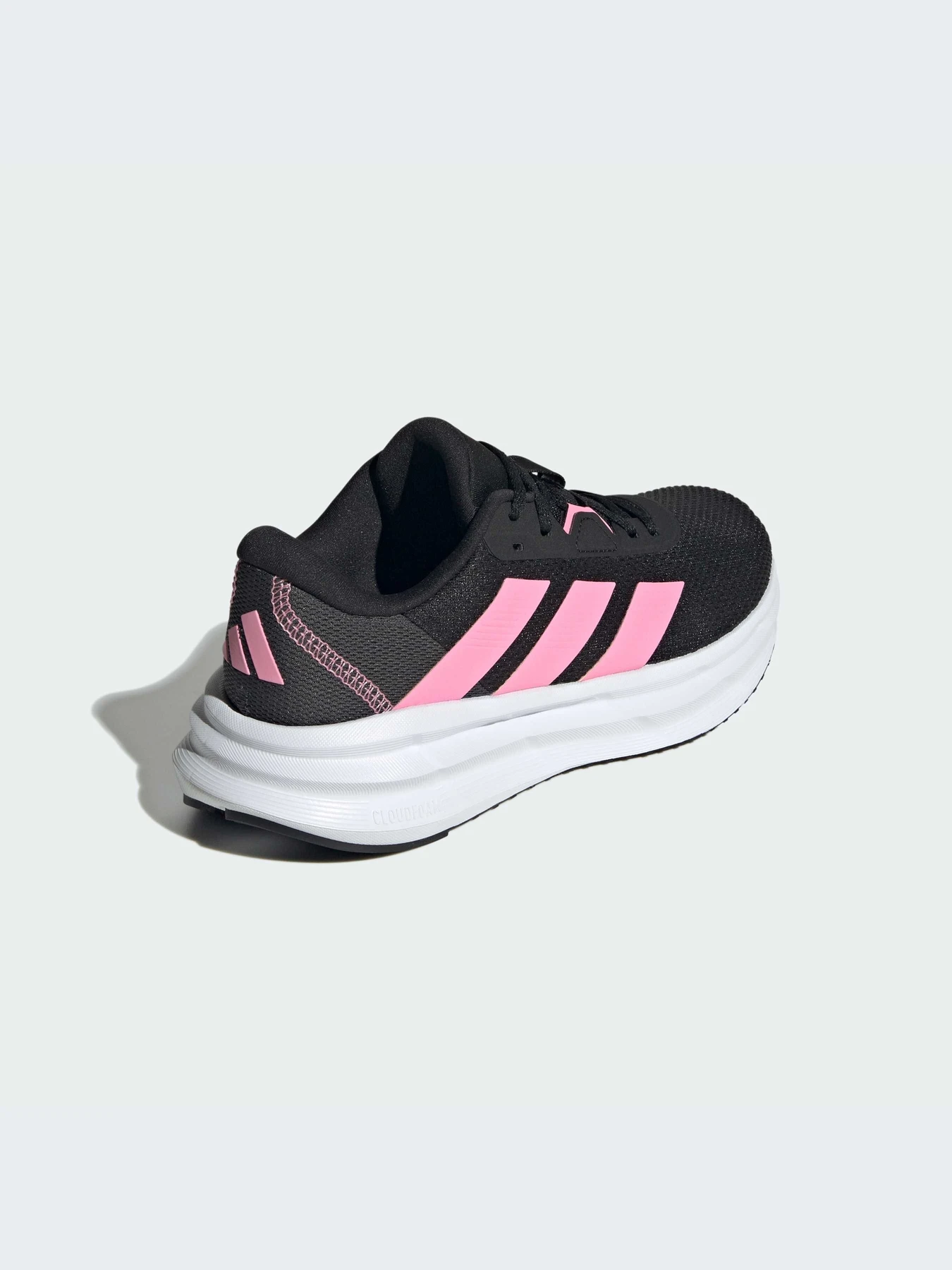 Кроссовки Adidas Galaxy модель ID8763-KZ Кроссовки Adidas Galaxy модель ID8763-KZ Фото