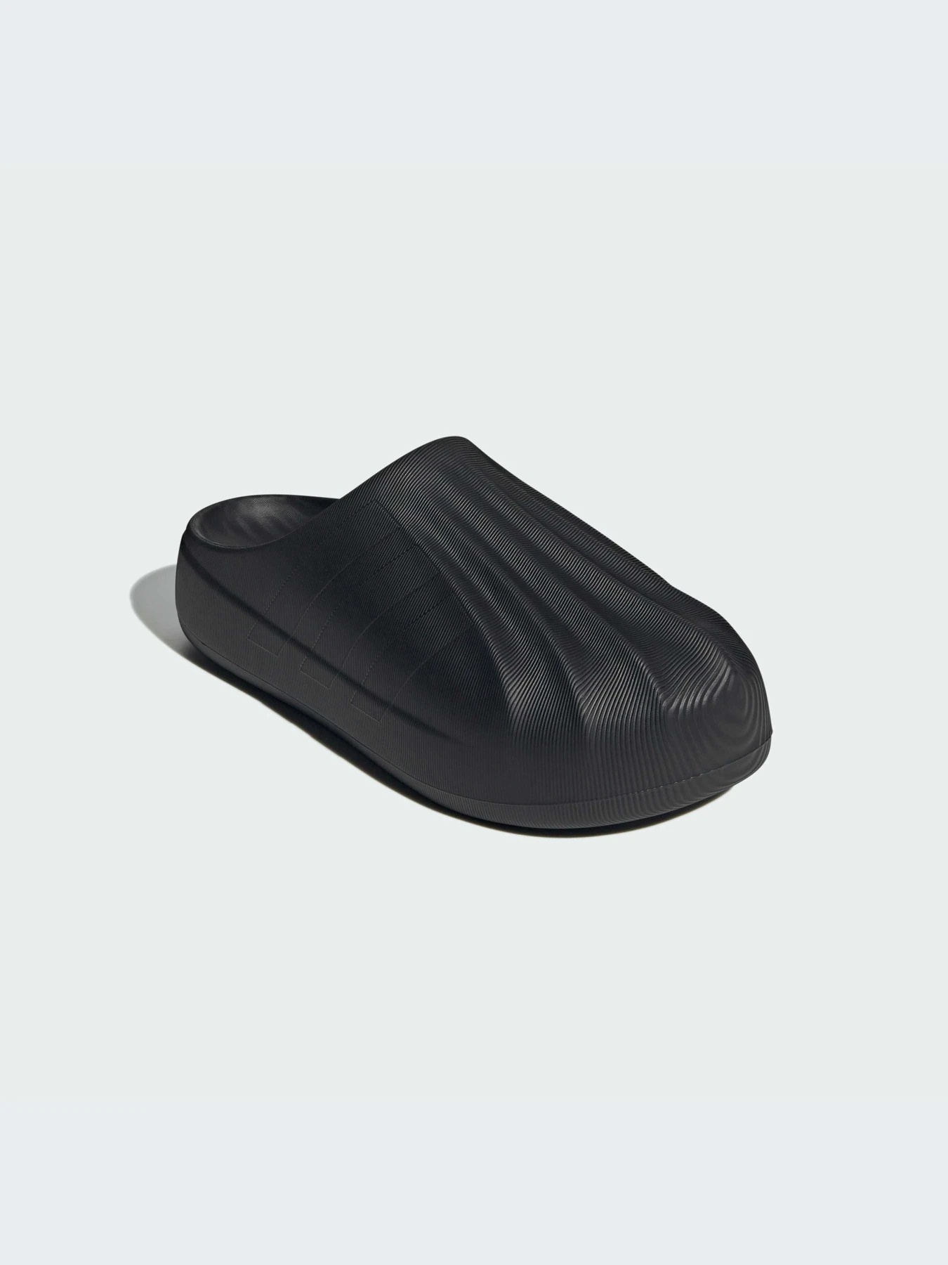 Шлёпанцы Adidas модель IH7787-KZ Шлёпанцы Adidas модель IH7787-KZ Фото