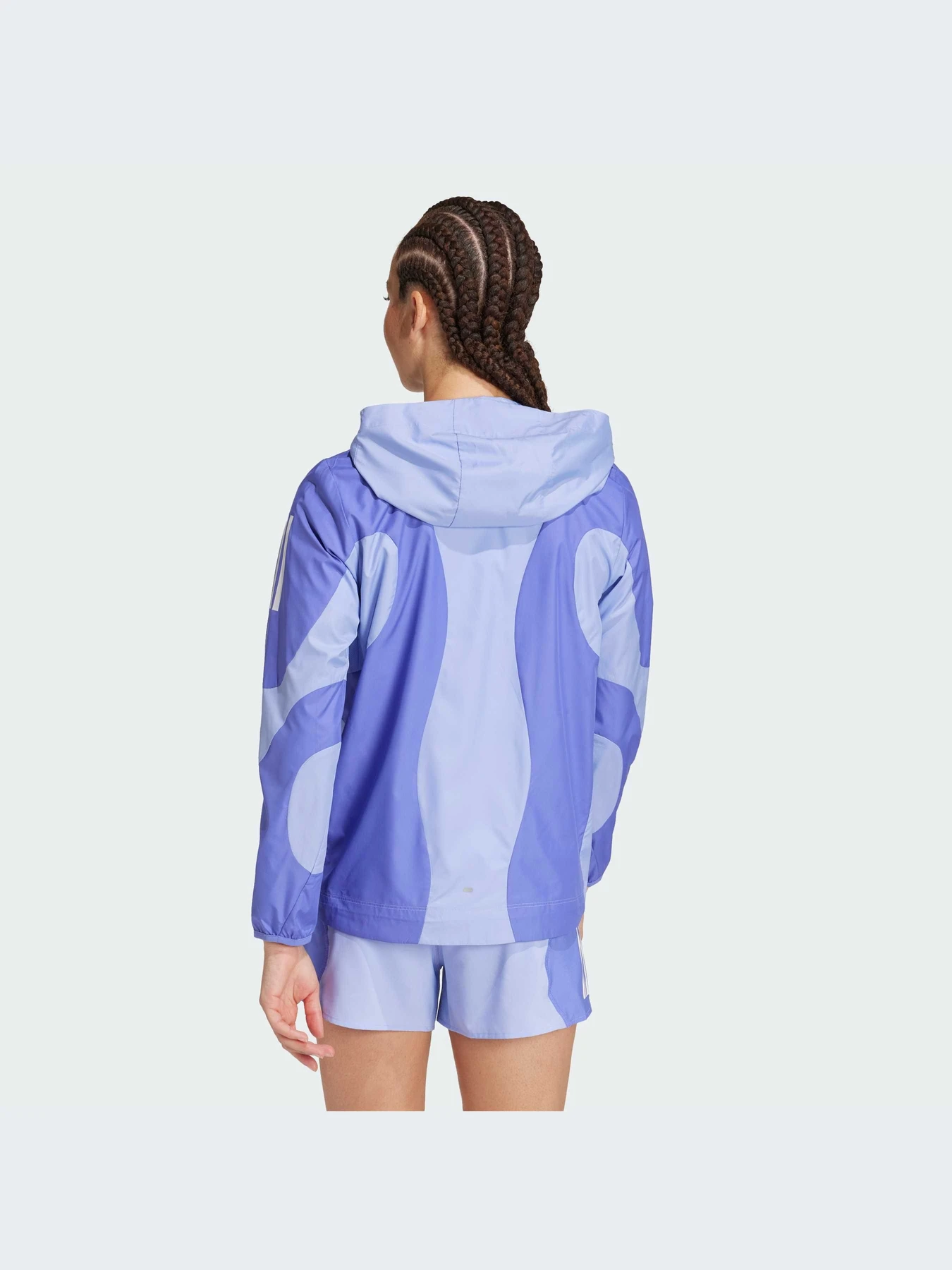 Куртки и дубленки Adidas модель IW0034-KZ Куртки и дубленки Adidas модель IW0034-KZ Фото