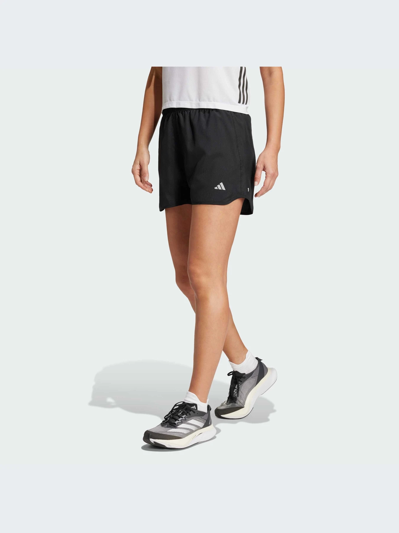 Шорты Adidas модель IX5992-KZ Шорты Adidas модель IX5992-KZ Фото