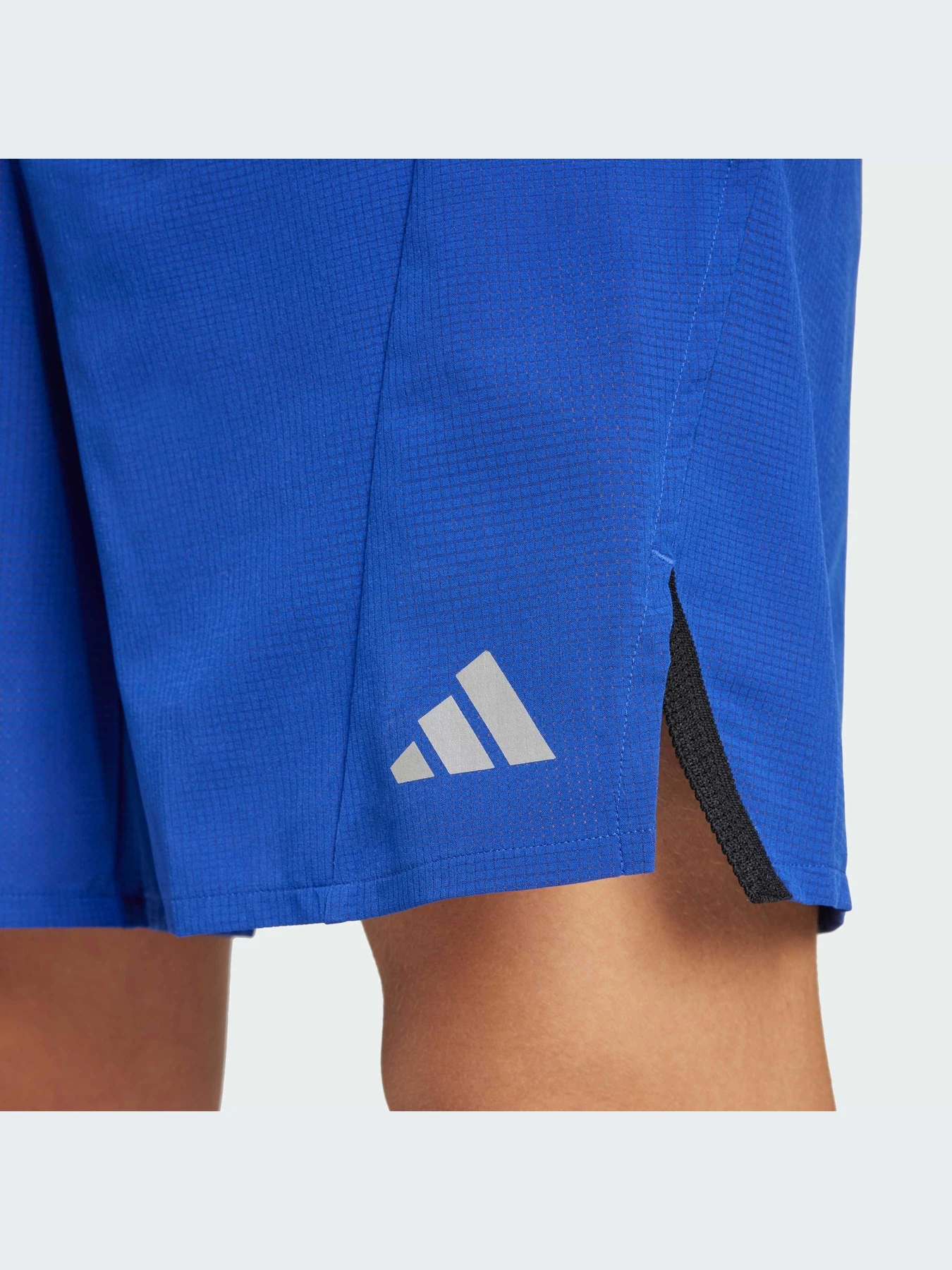 Шорты Adidas модель IX9117-KZ Шорты Adidas модель IX9117-KZ Фото