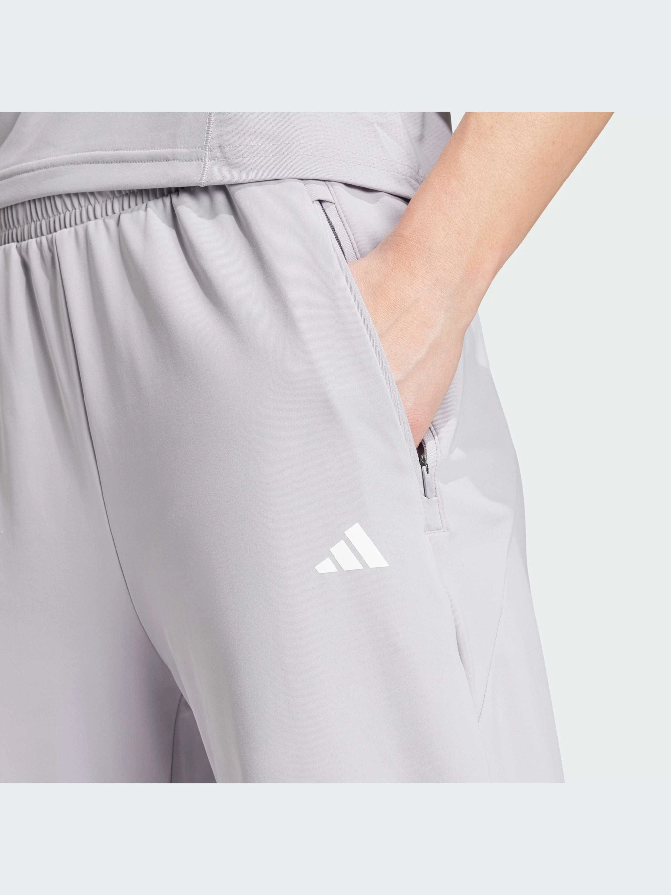 Брюки Adidas модель IX6848-KZ Брюки Adidas модель IX6848-KZ Фото