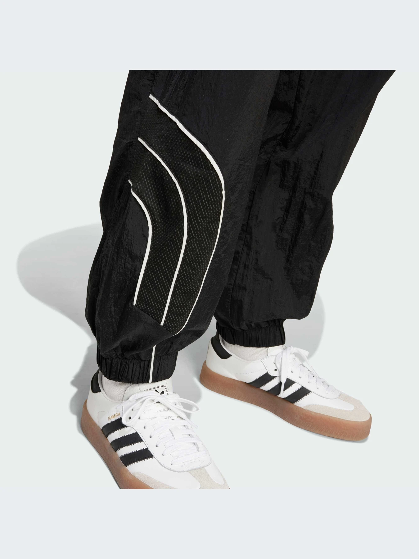 Брюки Adidas модель IX6712-KZ Брюки Adidas модель IX6712-KZ Фото