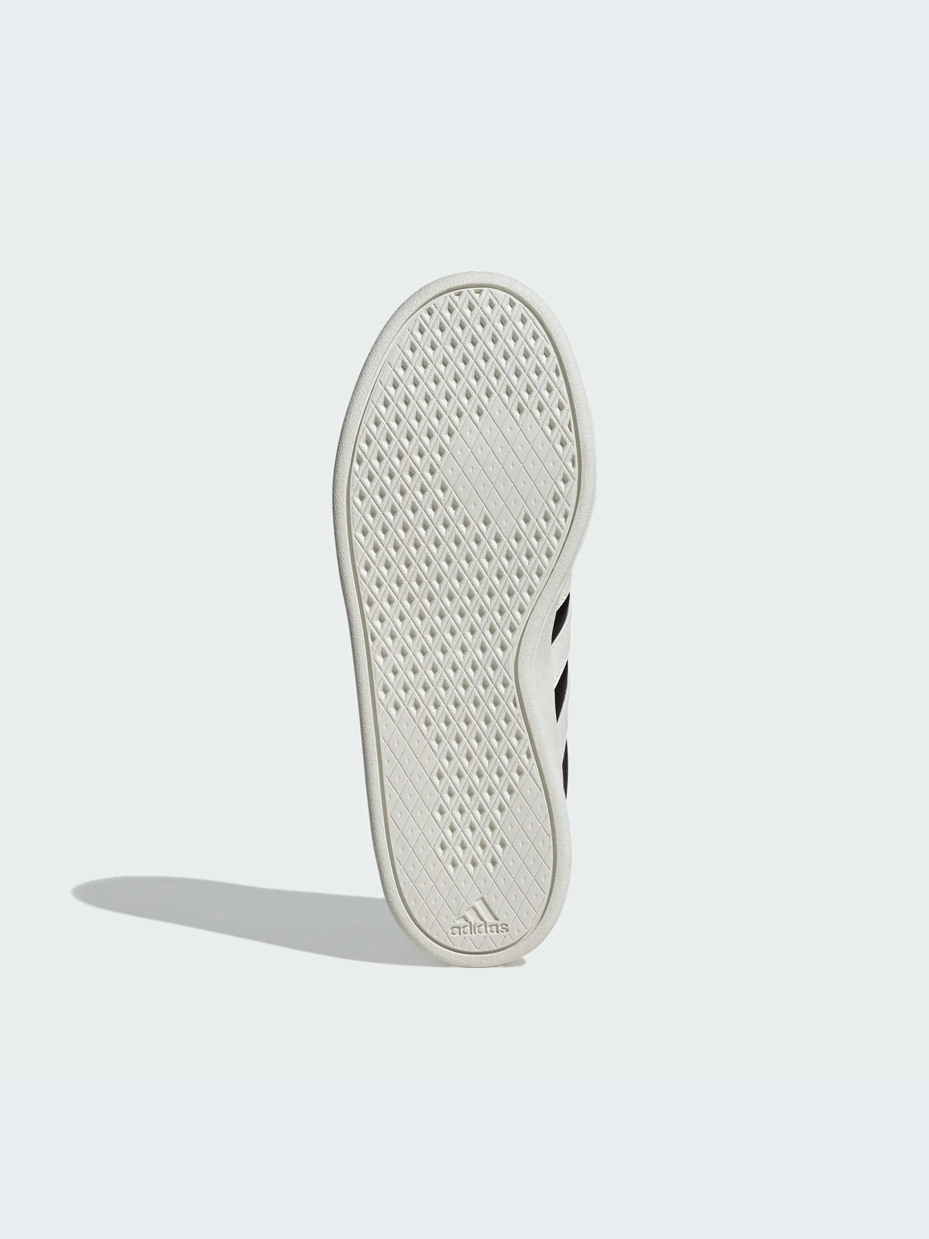 Кроссовки Adidas модель IH4739-KZ Кроссовки Adidas модель IH4739-KZ Фото