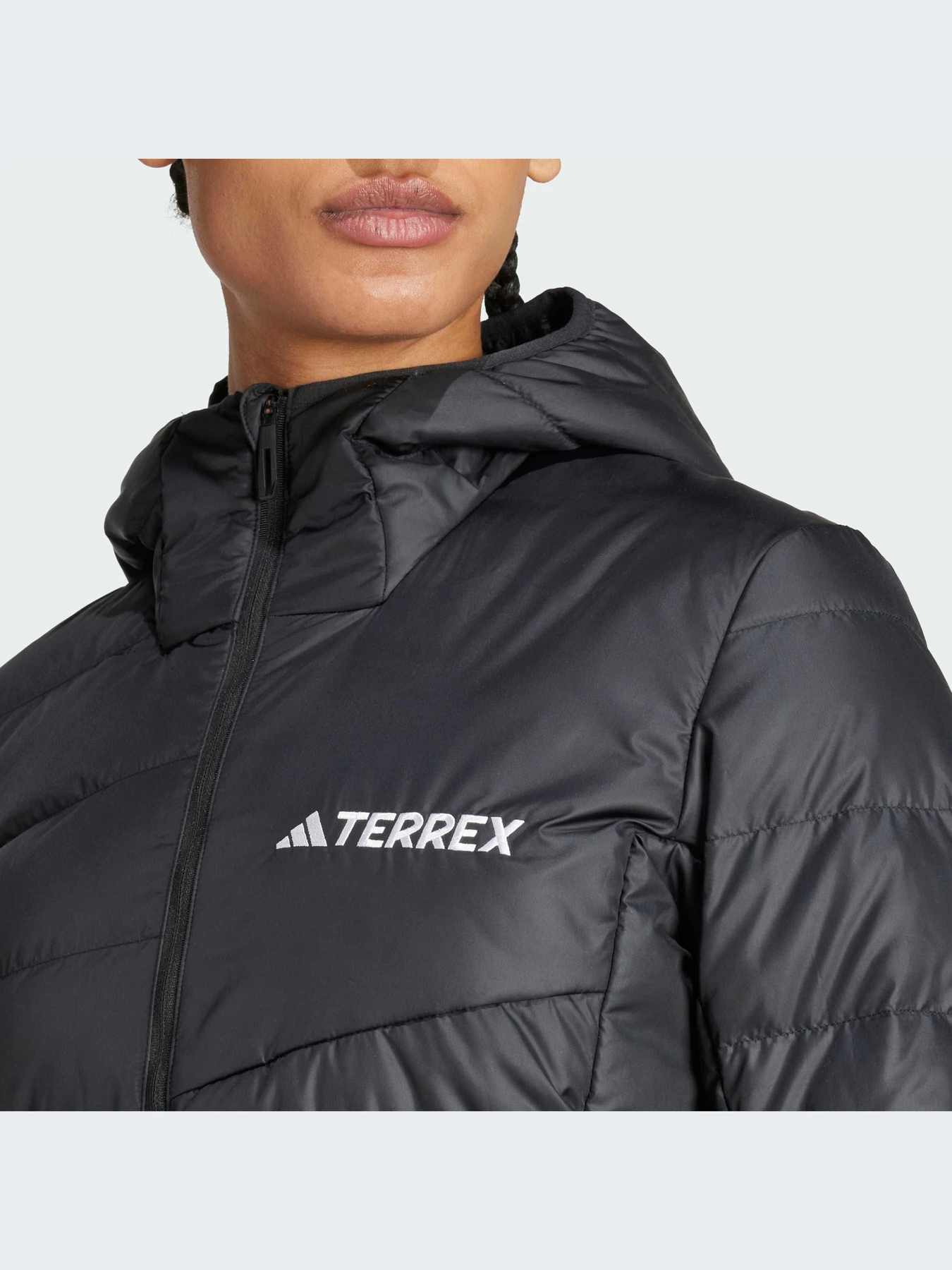 Куртки и дубленки Adidas модель JE6756-KZ Куртки и дубленки Adidas модель JE6756-KZ Фото