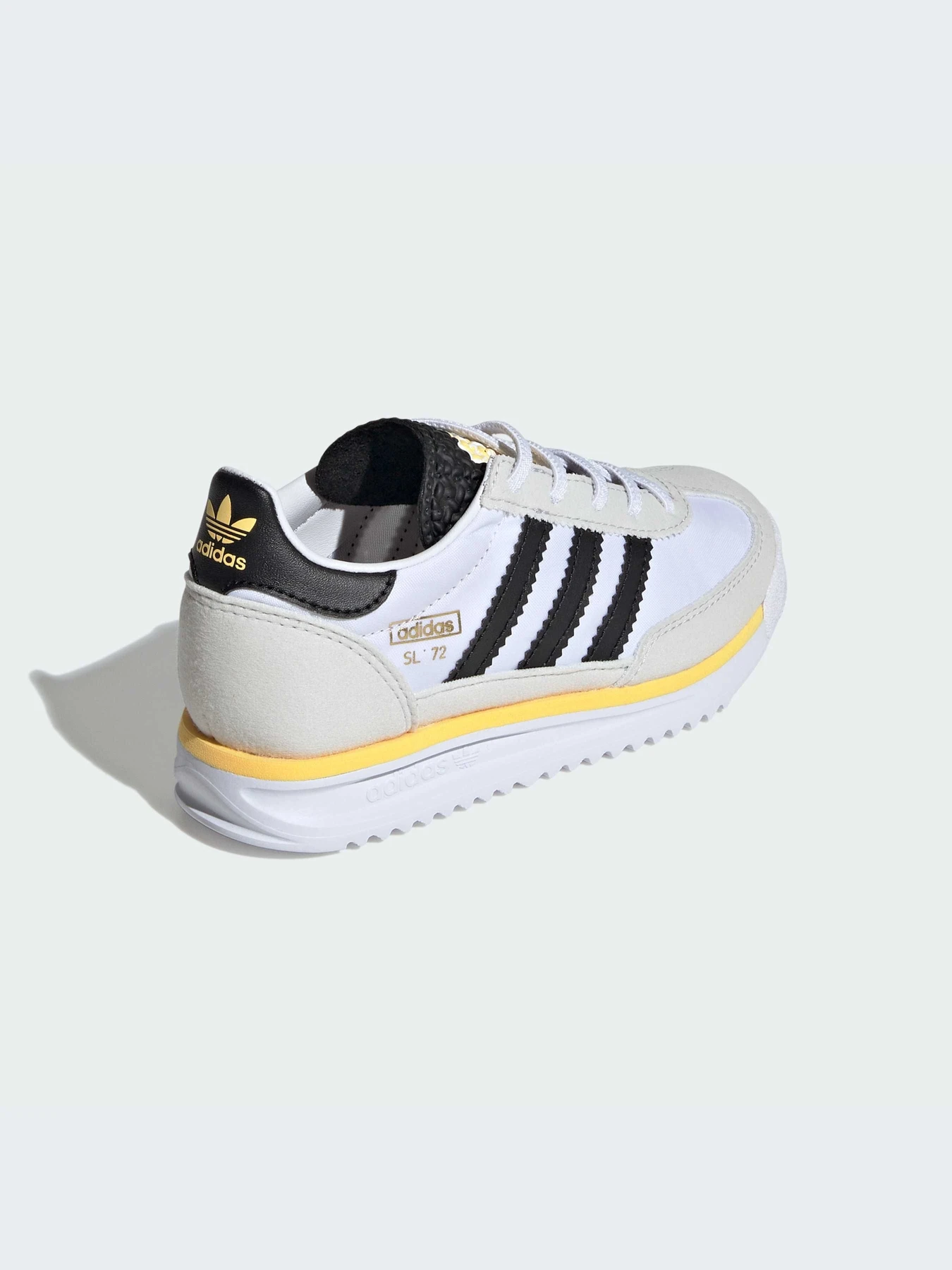 Кроссовки Adidas модель IH2981-KZ Кроссовки Adidas модель IH2981-KZ Фото