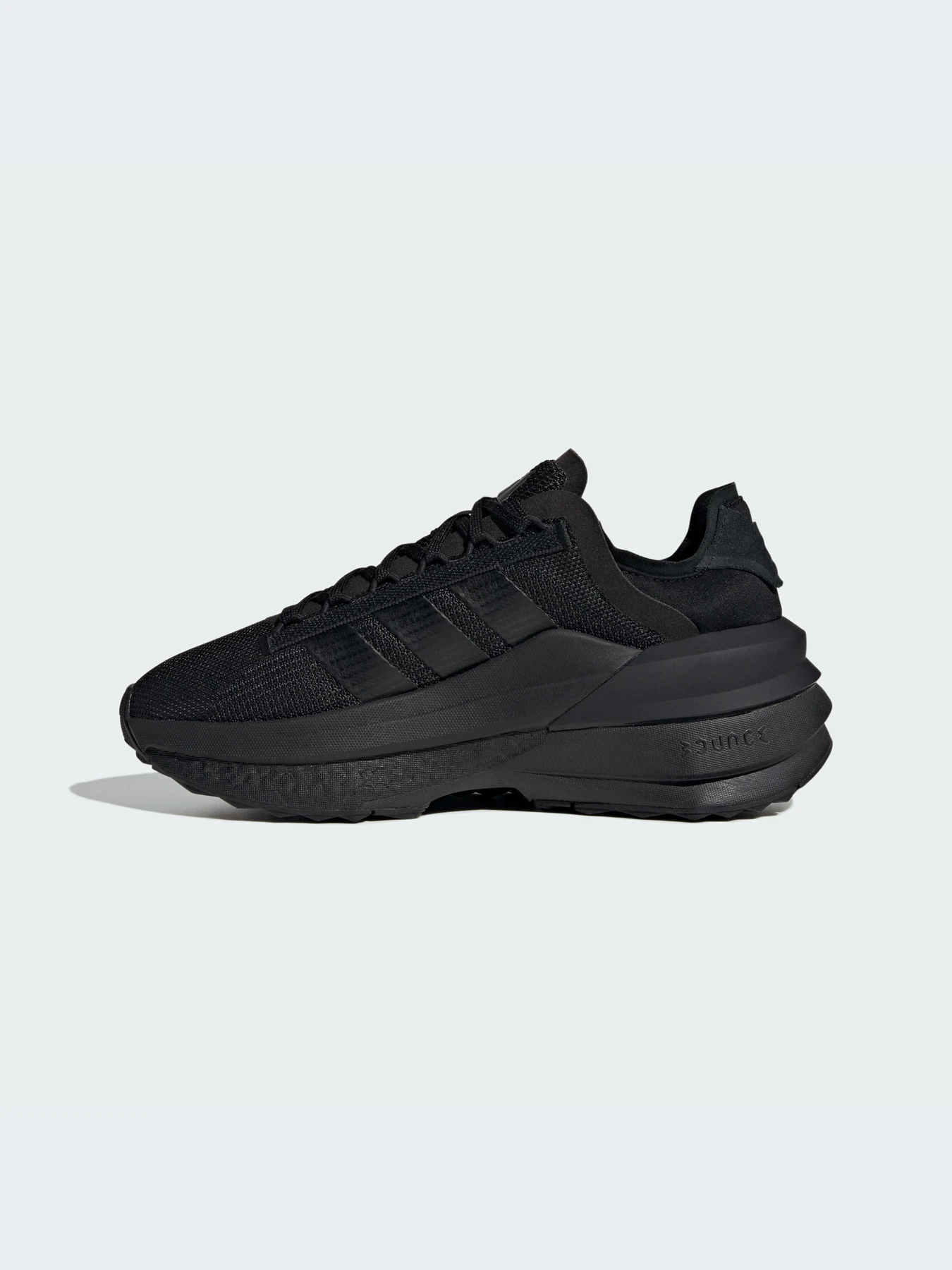 Кроссовки Adidas модель ID6299-KZ Кроссовки Adidas модель ID6299-KZ Фото