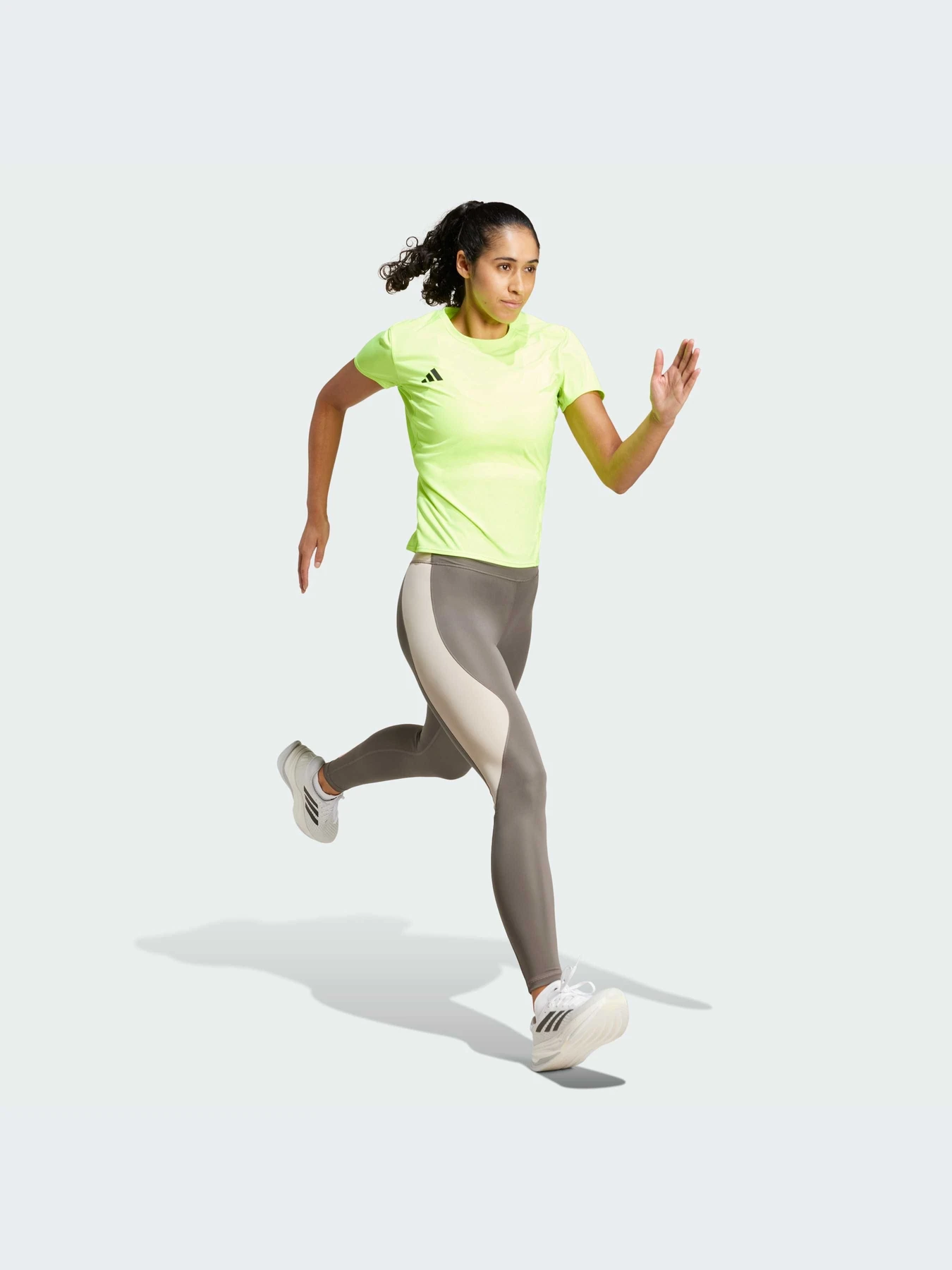 Футболки и поло Adidas модель IX2837-KZ Футболки и поло Adidas модель IX2837-KZ Фото
