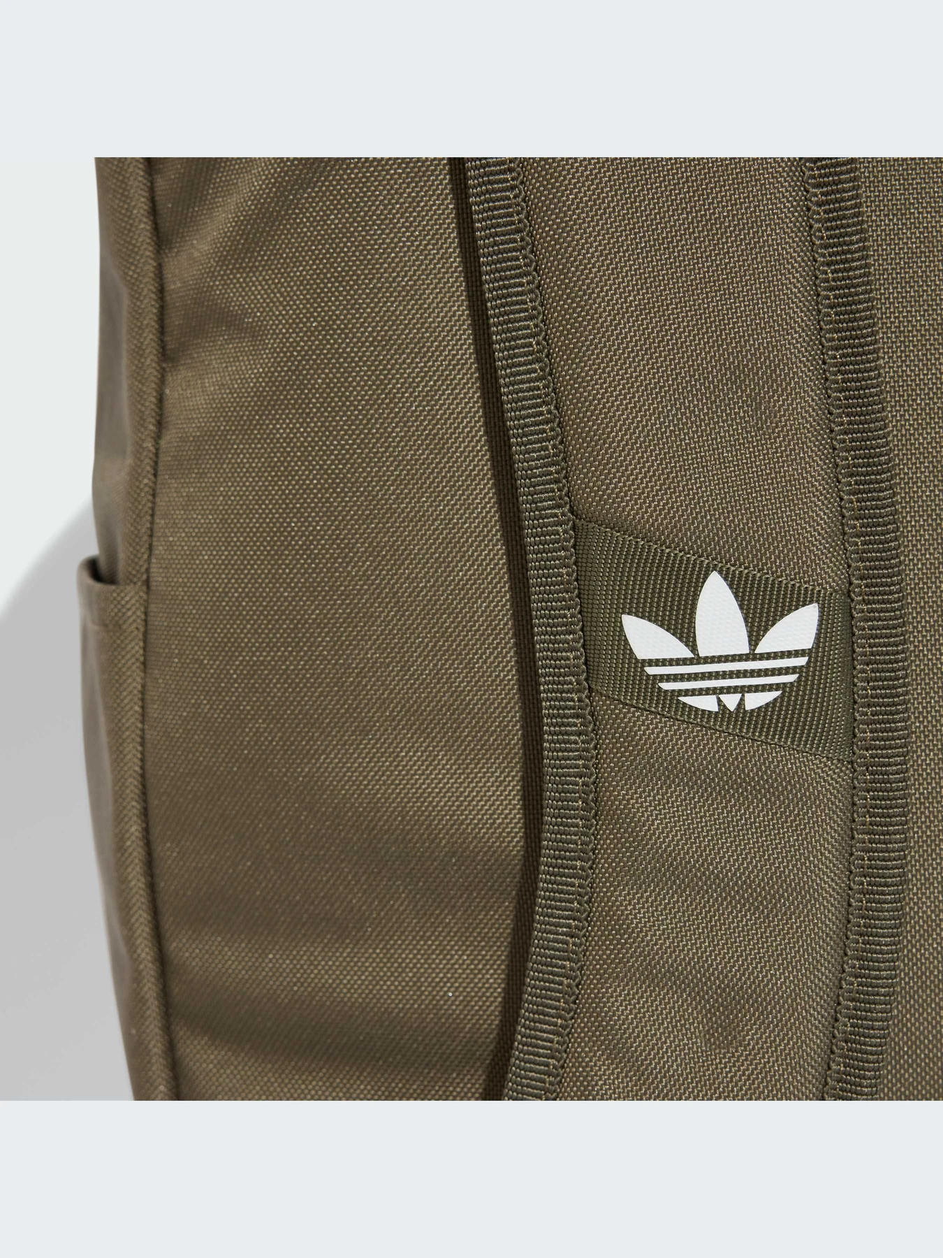 Рюкзаки Adidas Adicolor модель IX7460-KZ Рюкзаки Adidas Adicolor модель IX7460-KZ Фото