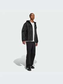 Куртки и дубленки Adidas Graphics модель IZ2538-KZ Фото