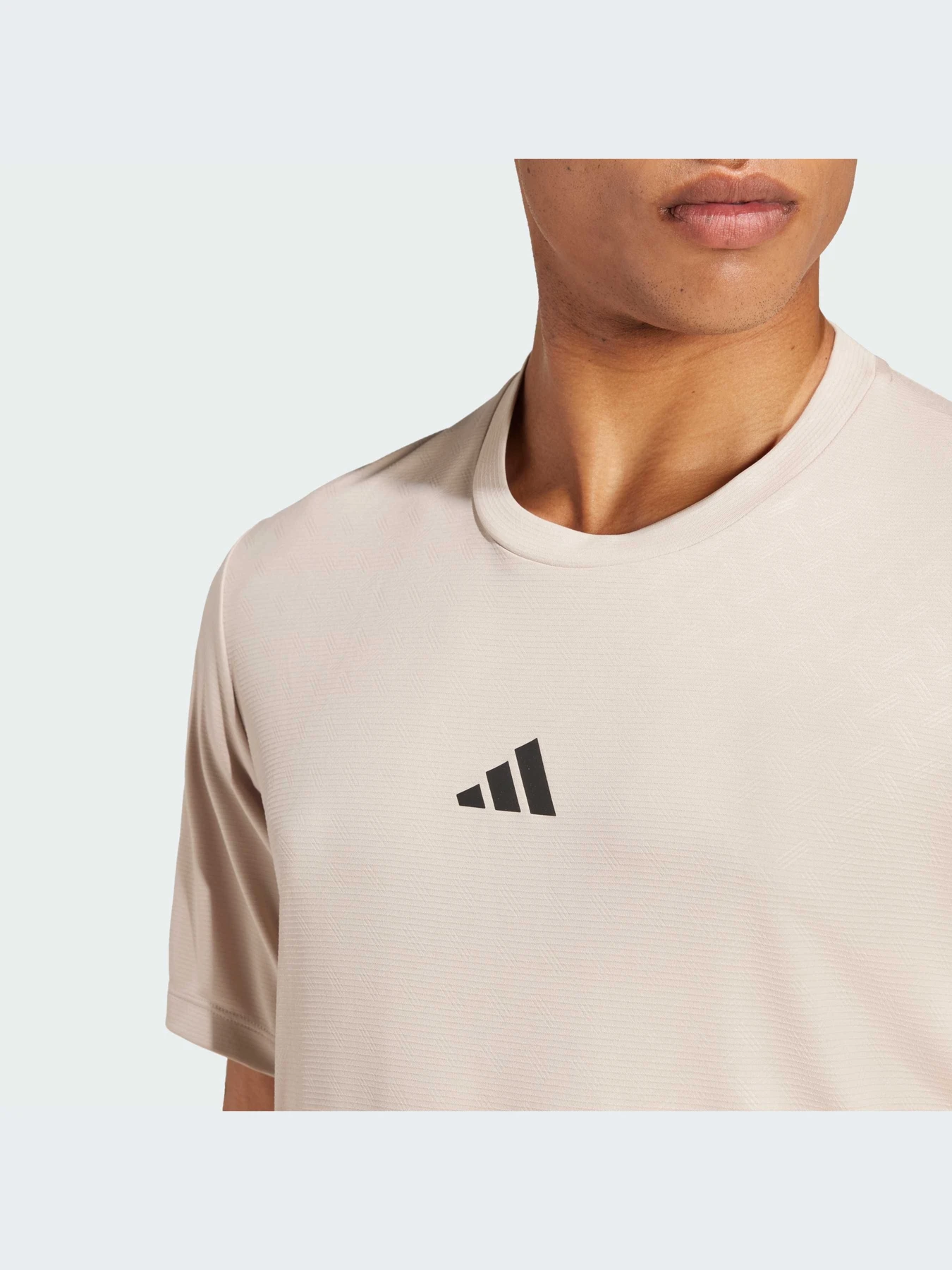 Футболки и поло Adidas модель IX9094-KZ Футболки и поло Adidas модель IX9094-KZ Фото