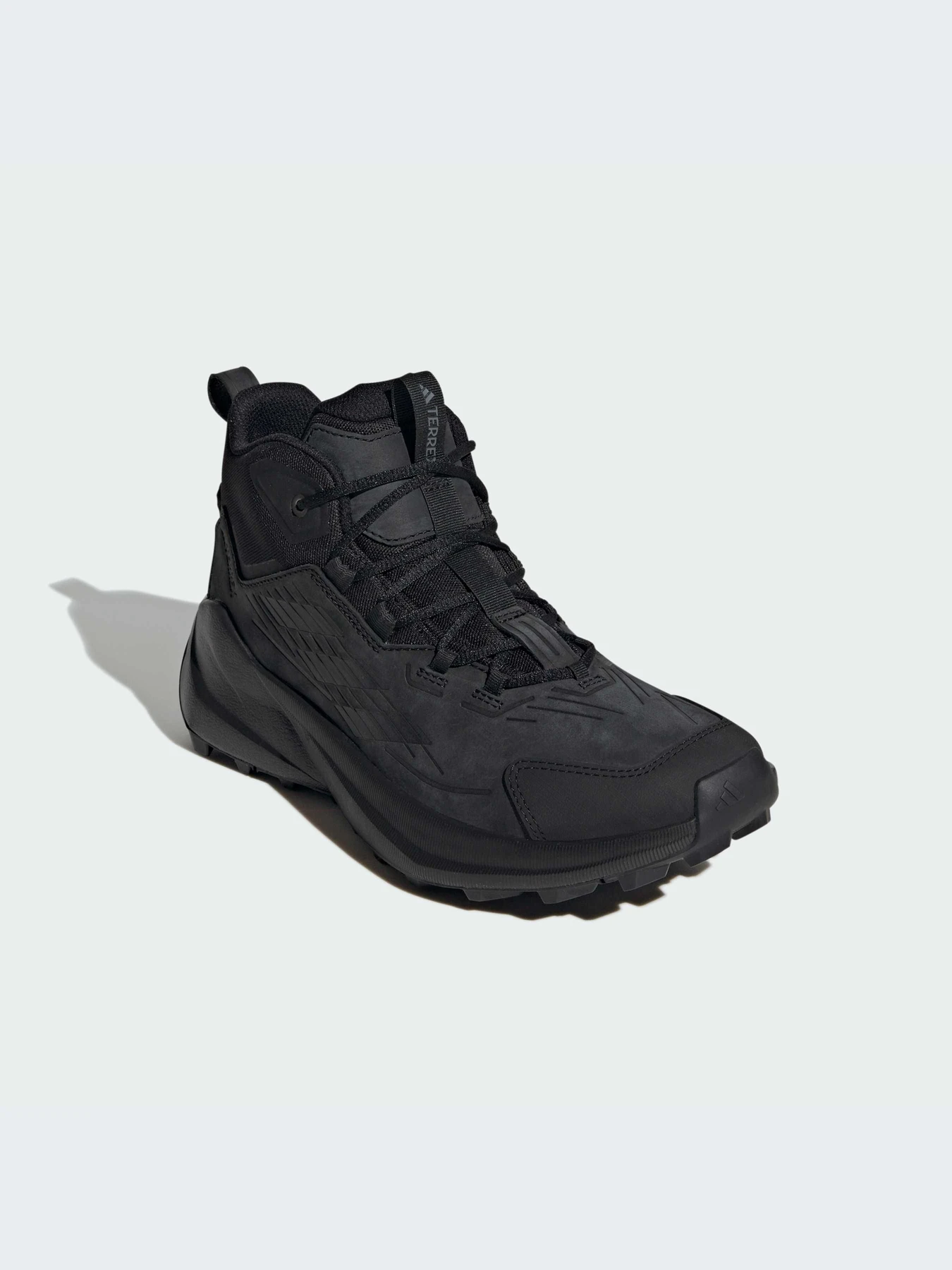 Ботинки и сапоги Adidas модель ID0890-KZ Ботинки и сапоги Adidas модель ID0890-KZ Фото
