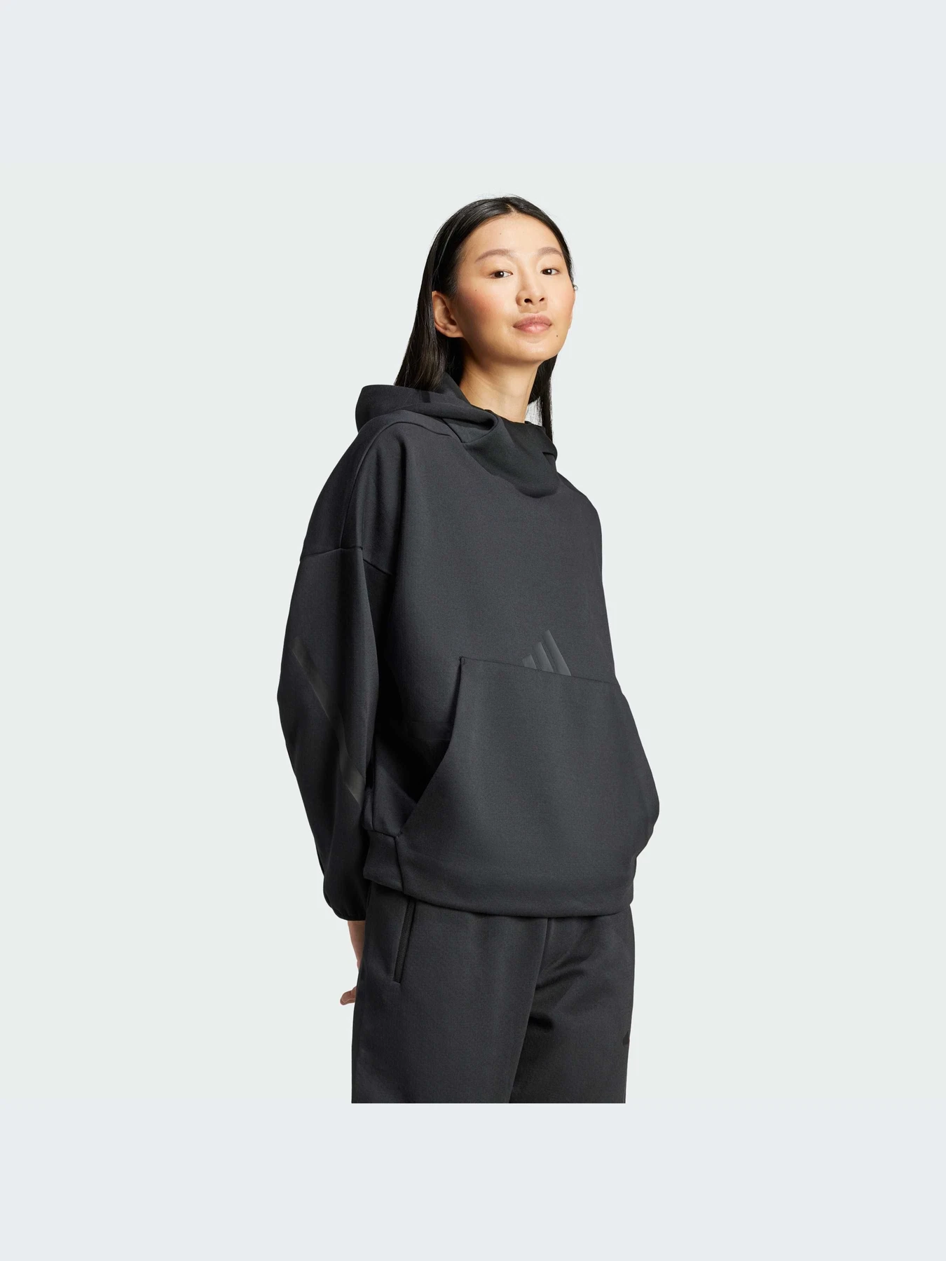 Худи и свитшоты Adidas ZNE модель JE7860-KZ Худи и свитшоты Adidas ZNE модель JE7860-KZ Фото