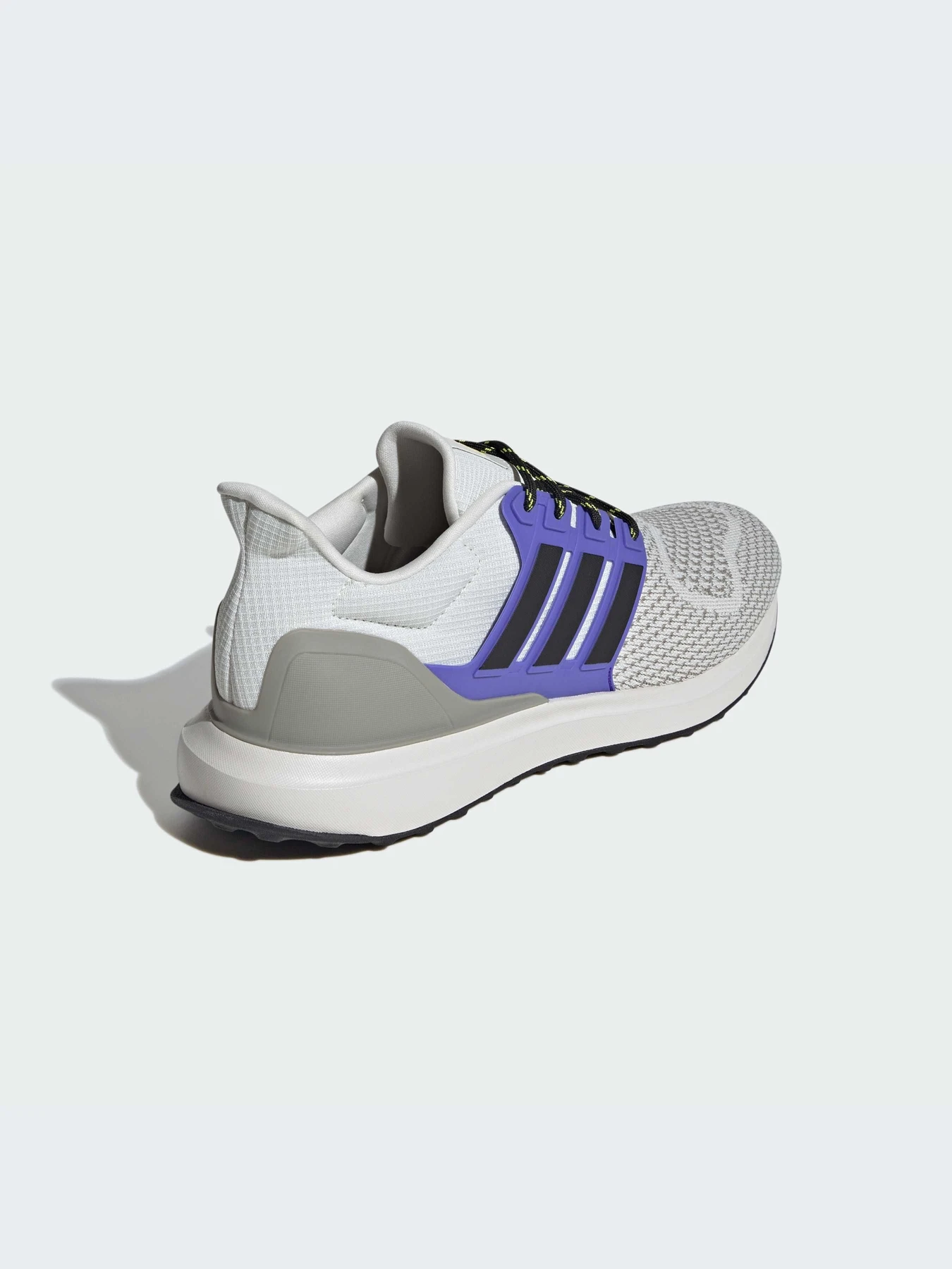 Кроссовки Adidas модель IH5403-KZ Кроссовки Adidas модель IH5403-KZ Фото